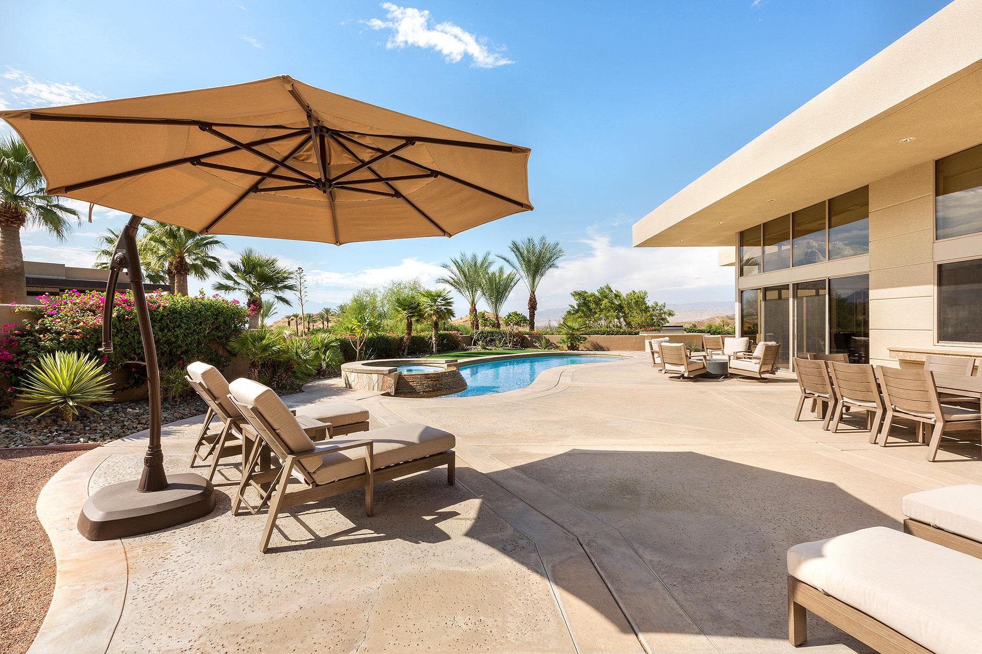 Alta Vista Modern Luxury and Sweeping Views gallery image 4