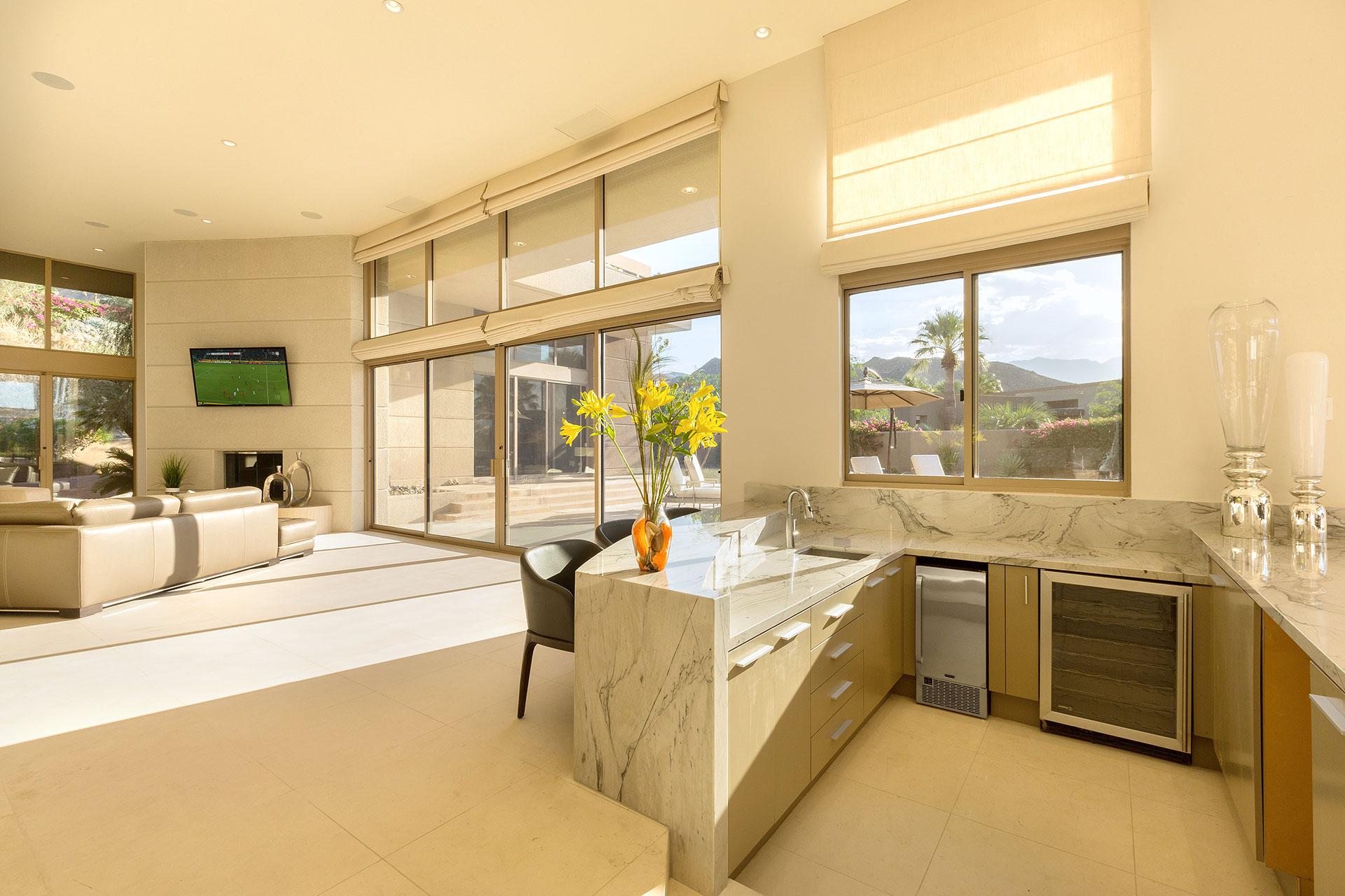 Alta Vista Modern Luxury and Sweeping Views gallery image 10