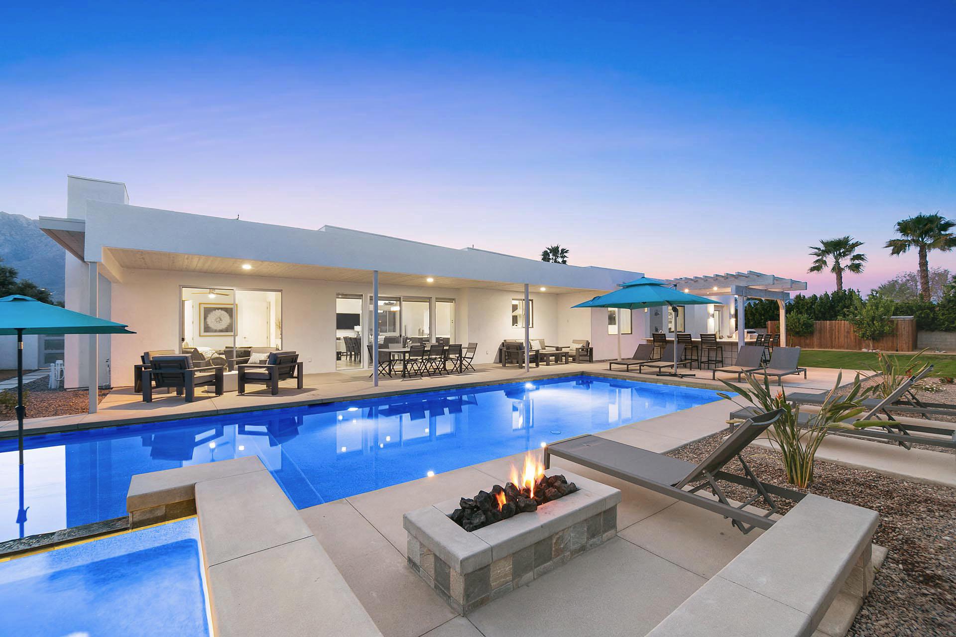 Roxy Palm Springs Desert gallery image 1