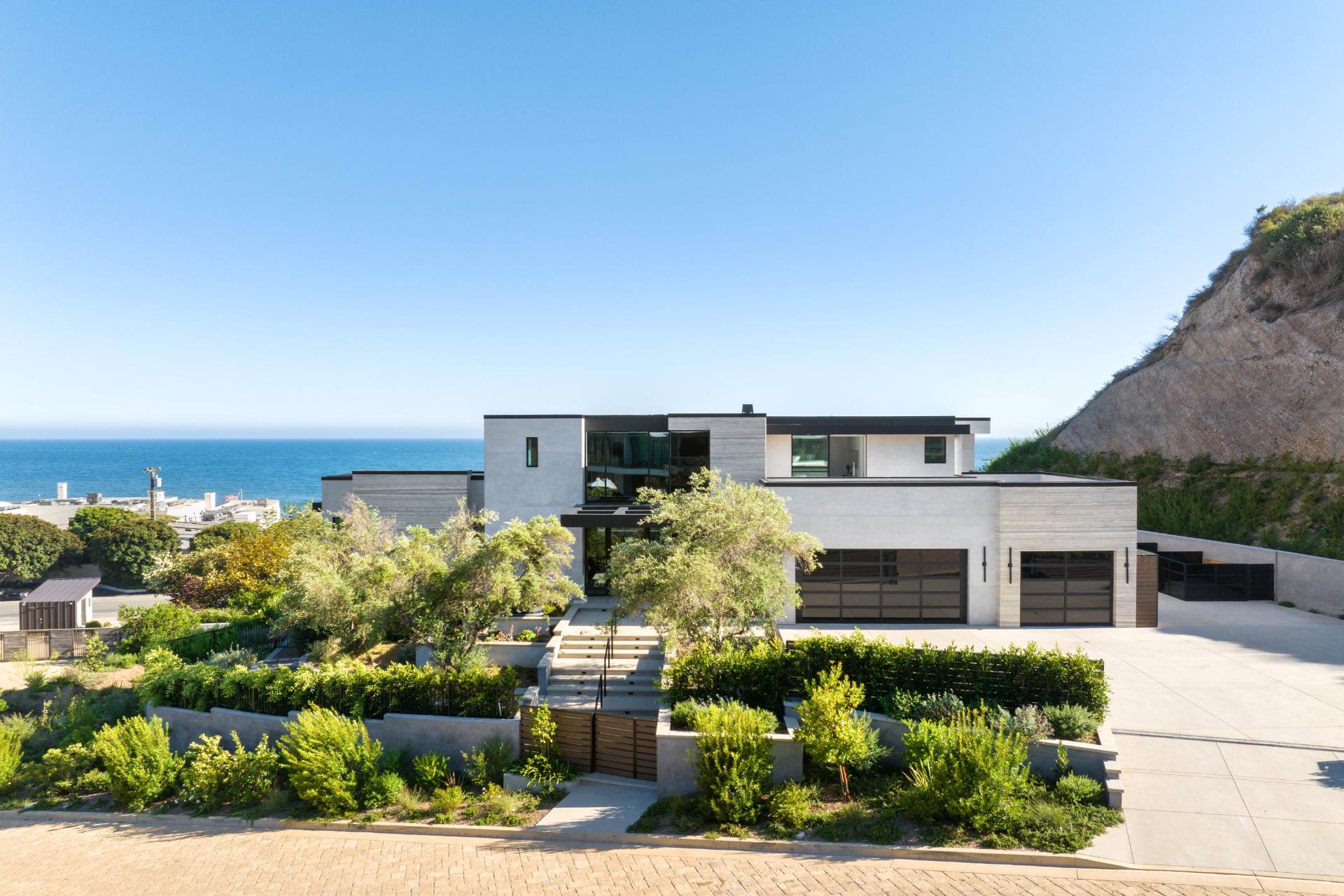 Coastline Bluff gallery image 2