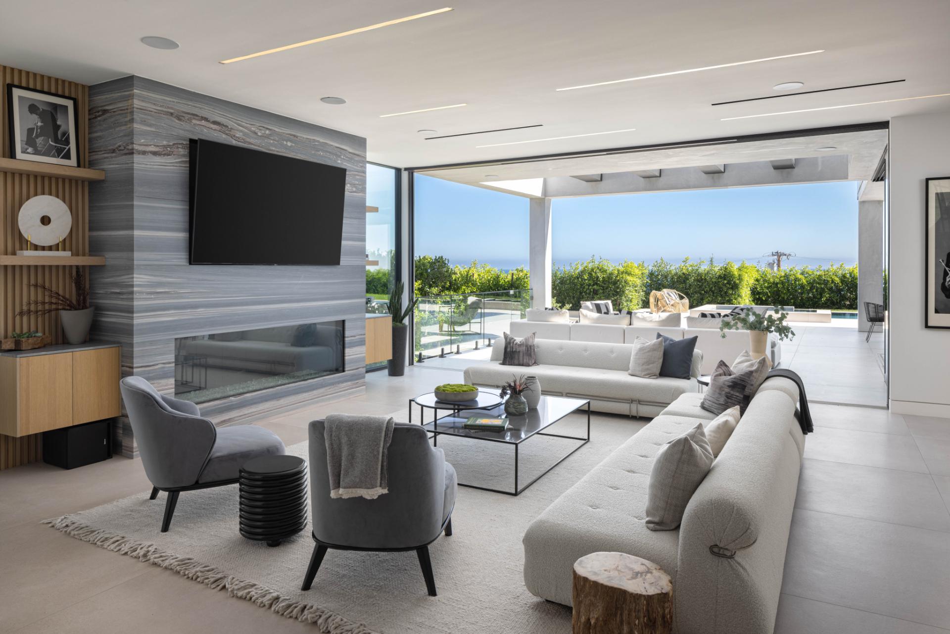 Coastline Bluff gallery image 4