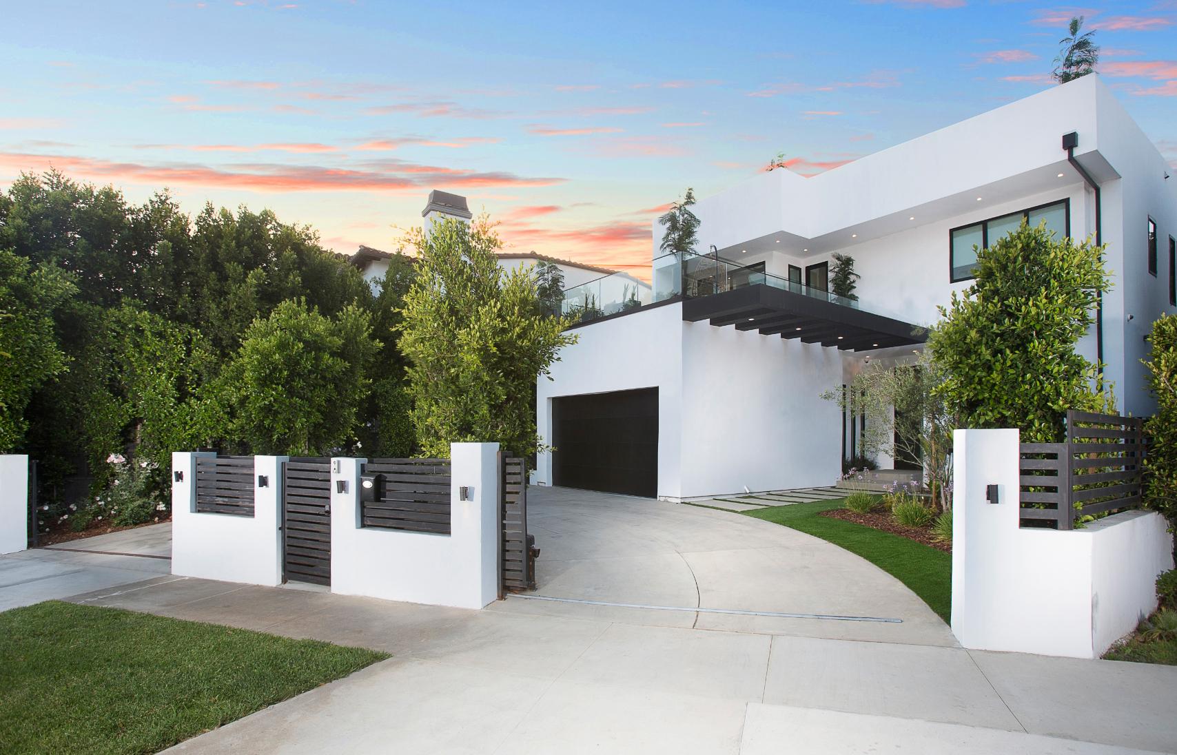 Brentwood Villa gallery image 10
