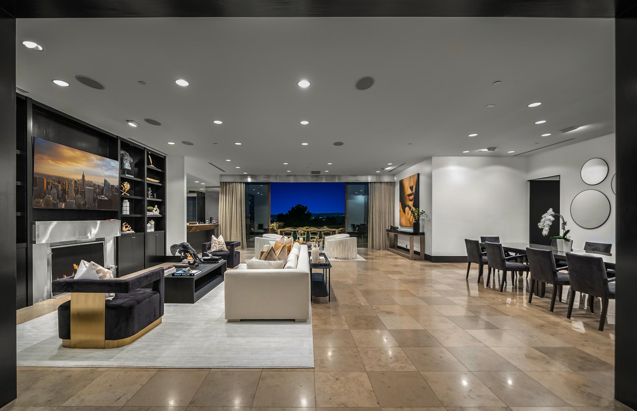 Modern Muse gallery image 6