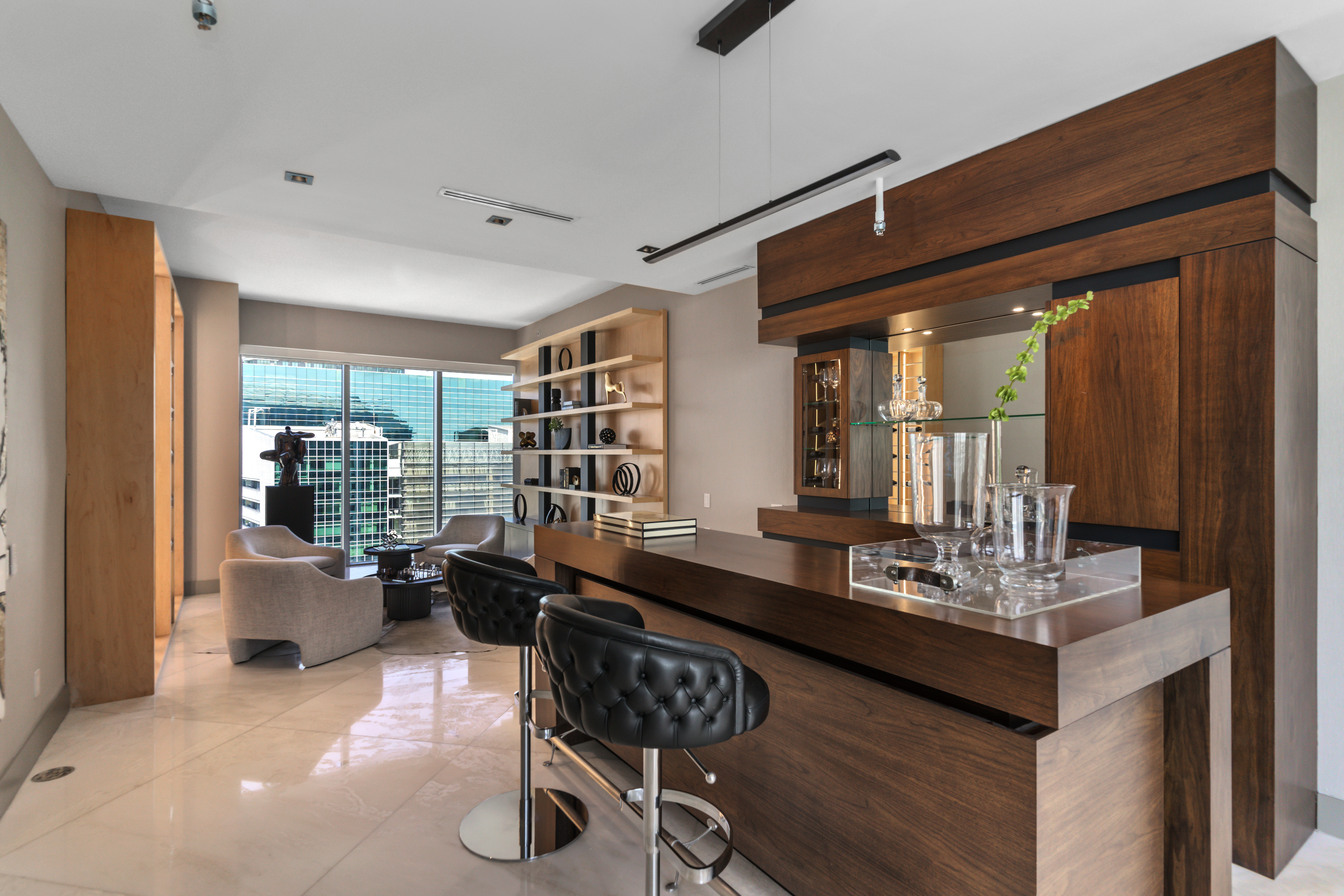 Infinity Penthouse gallery image 4
