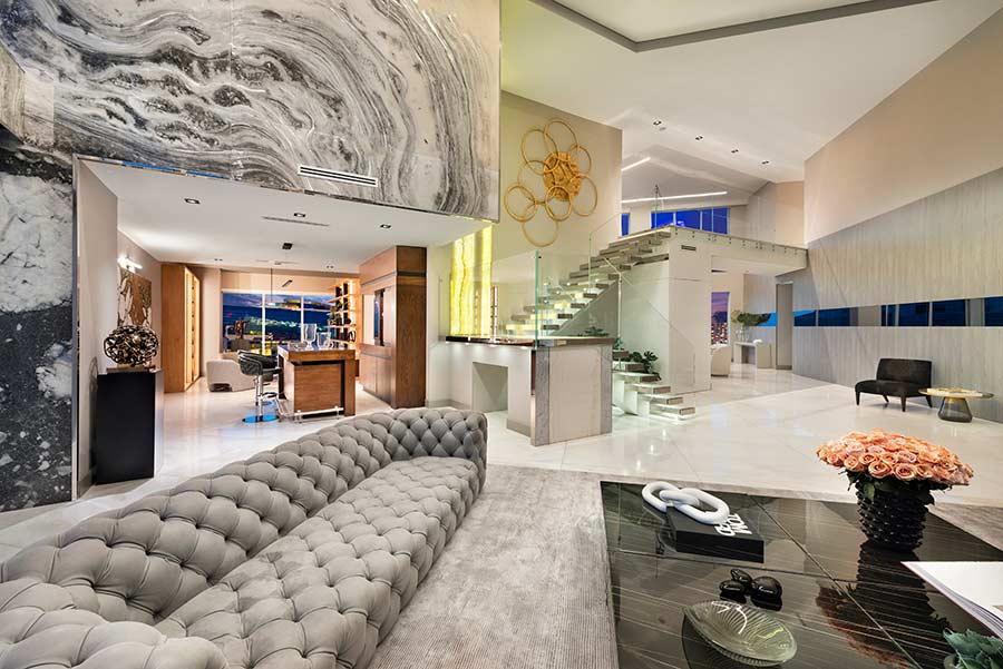 Infinity Penthouse gallery image 2
