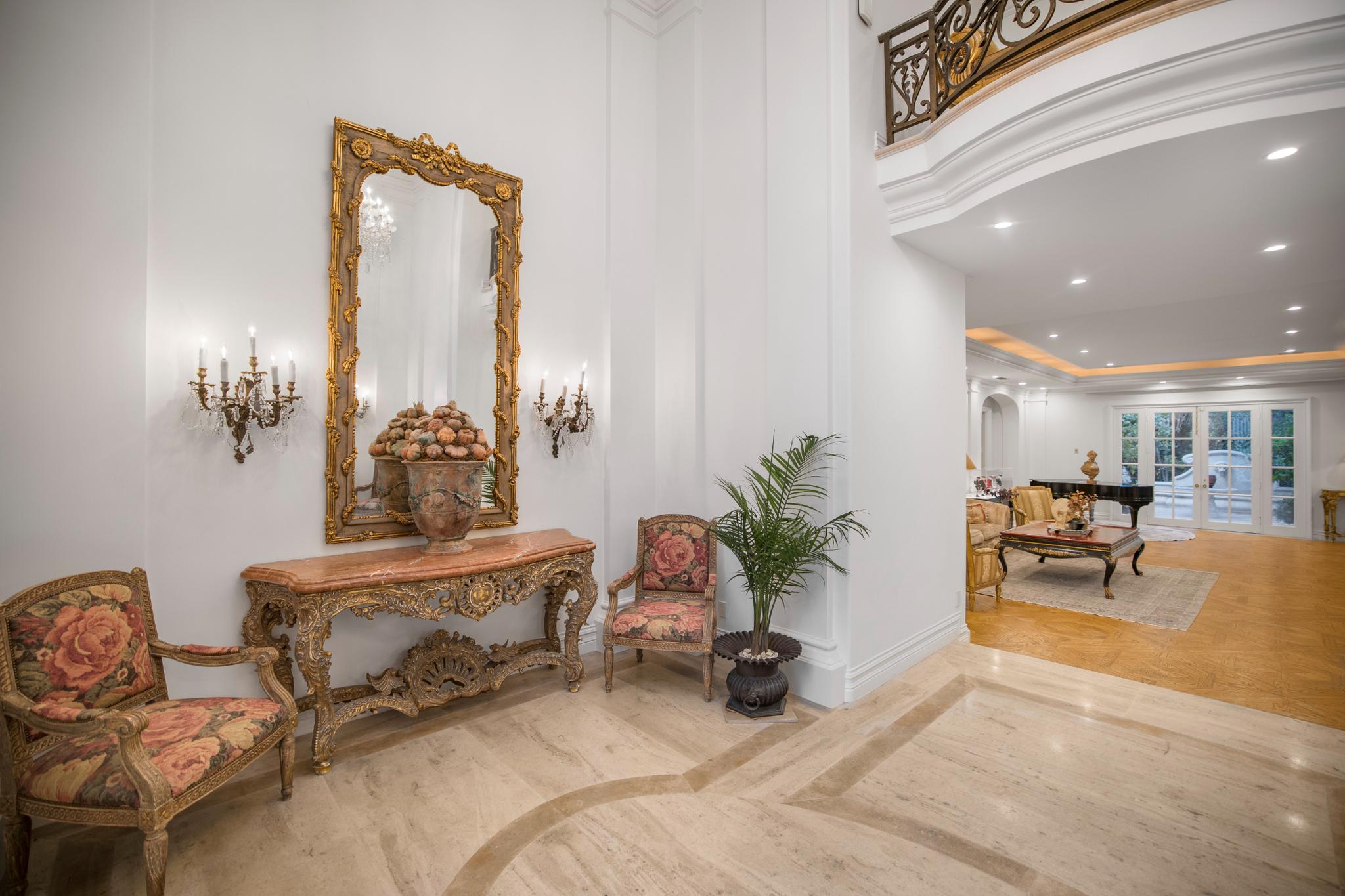 Wendover Mansion gallery image 10