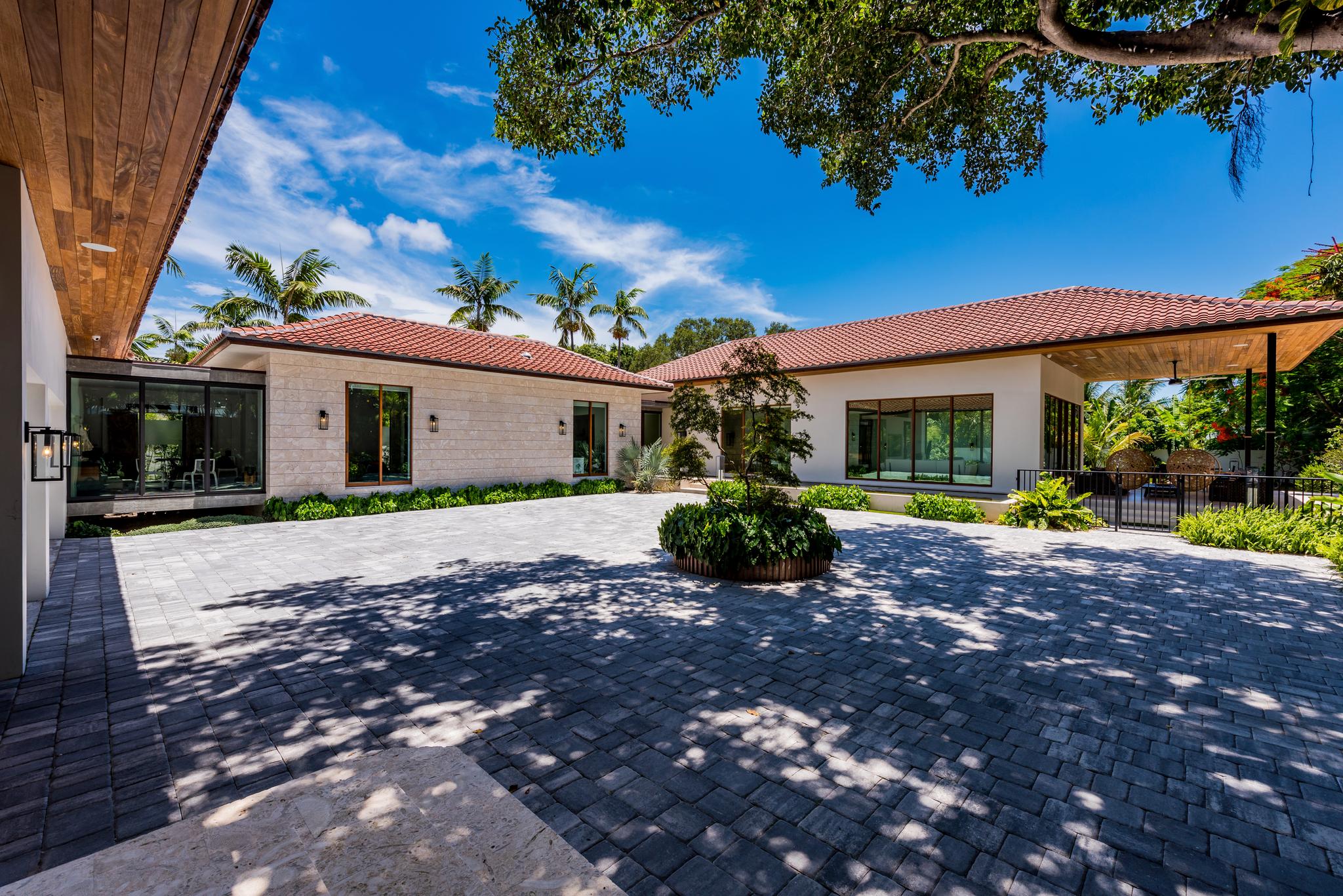 Villa Marya gallery image 9