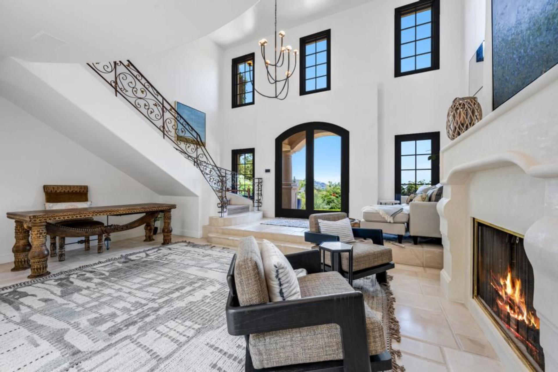 Opulent La Jolla gallery image 4