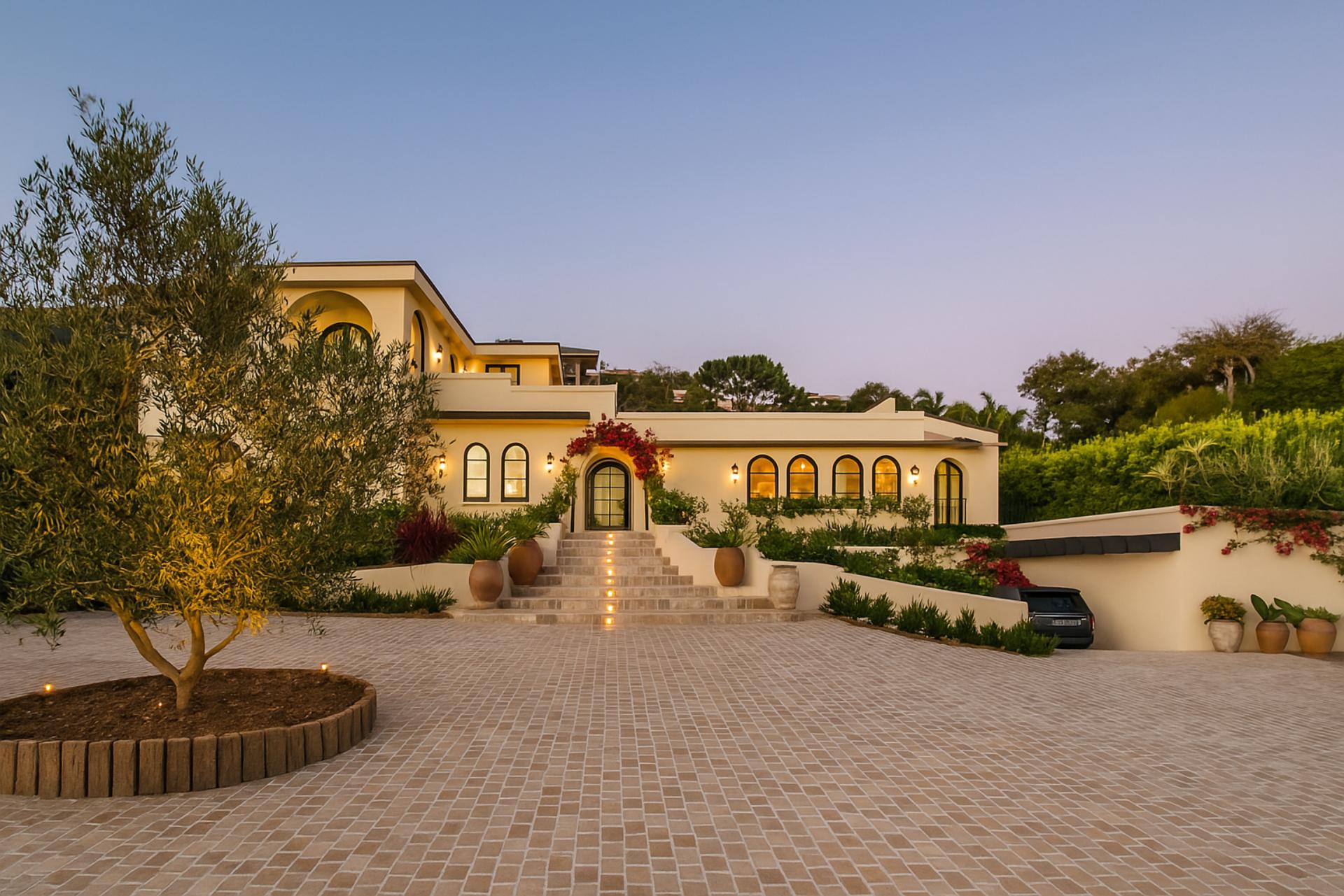 Medina Malibu gallery image 1
