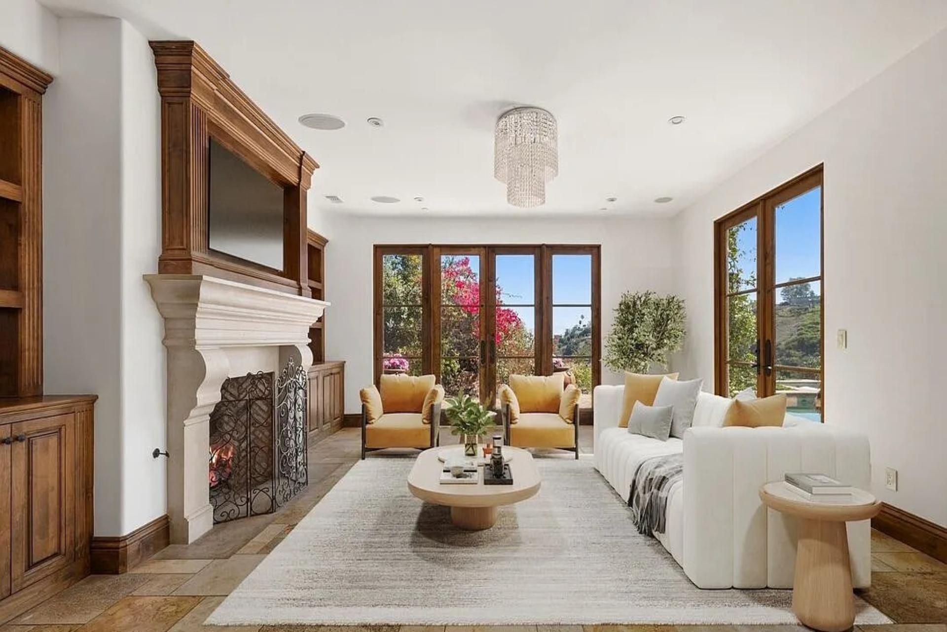 Bel Air Panorama gallery image 10