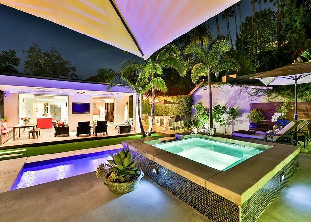 Hollywood Hills Sanctuary gallery image 4