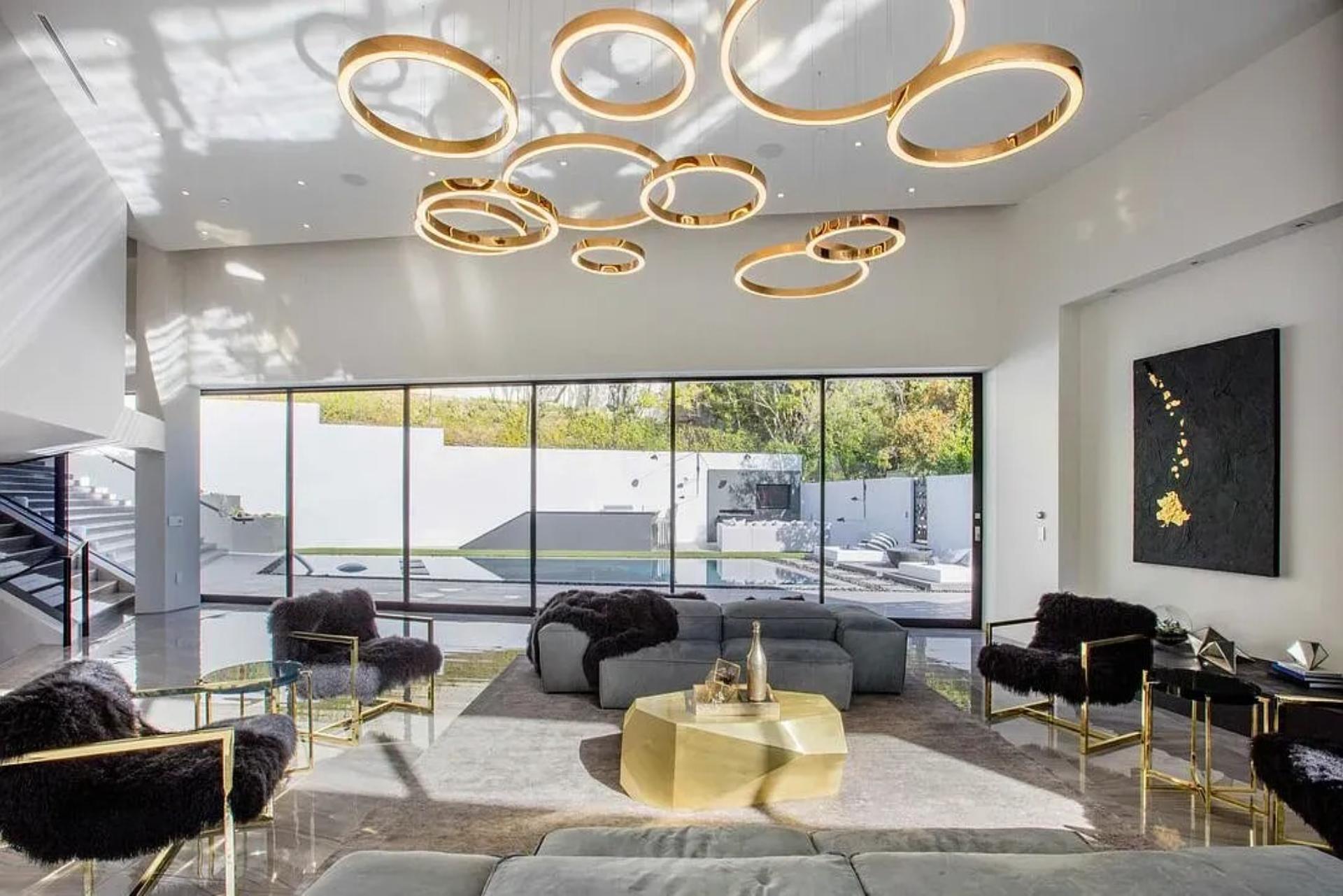 Bowmont Glass Estate gallery image 7