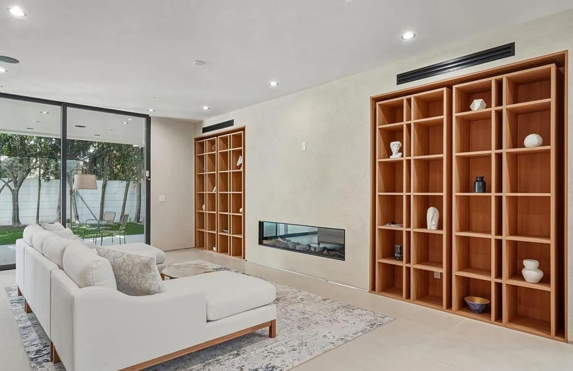 Curson Estate gallery image 5