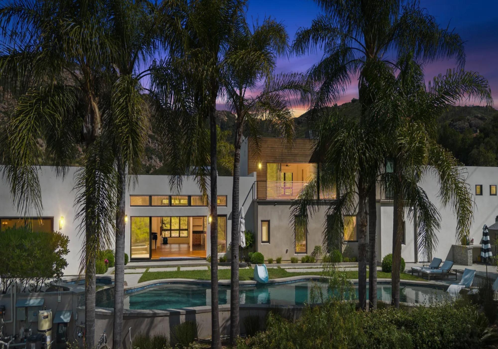 Lobo Canyon Vista gallery image 7
