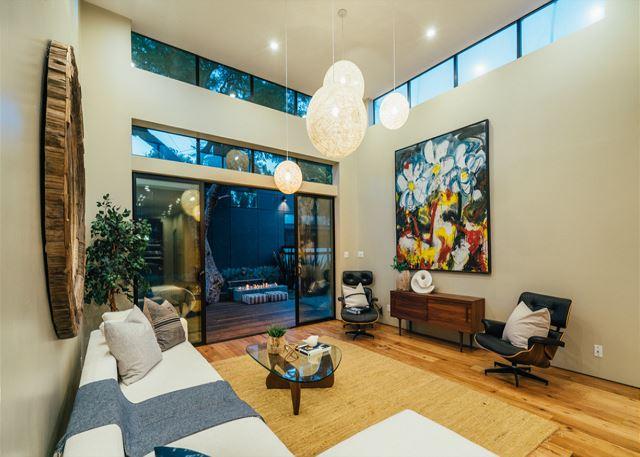 Jacaranda House gallery image 8