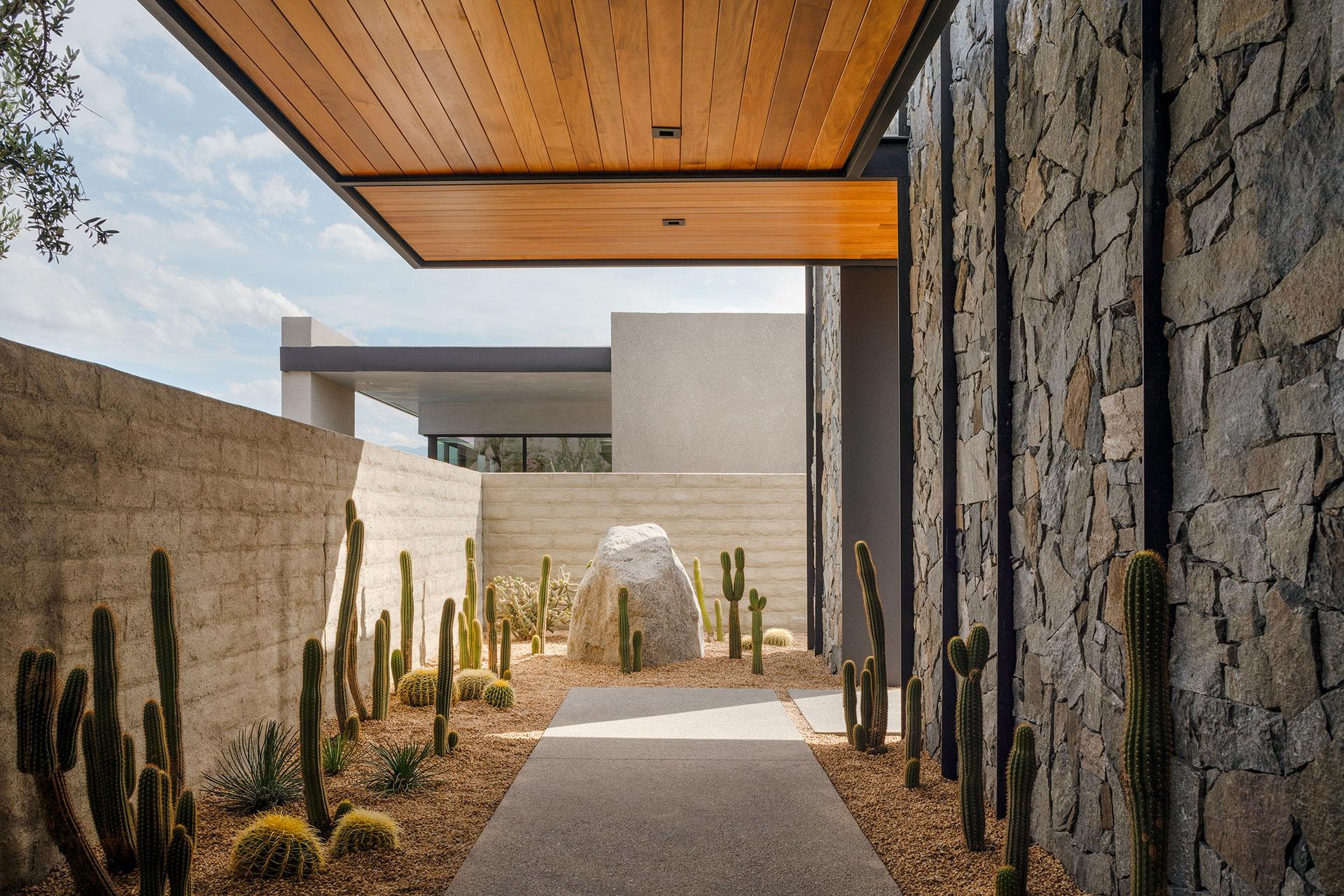 Echo Estate 4000' Architectural Masterpiece w/ 4 Luxury Suites gallery image 4
