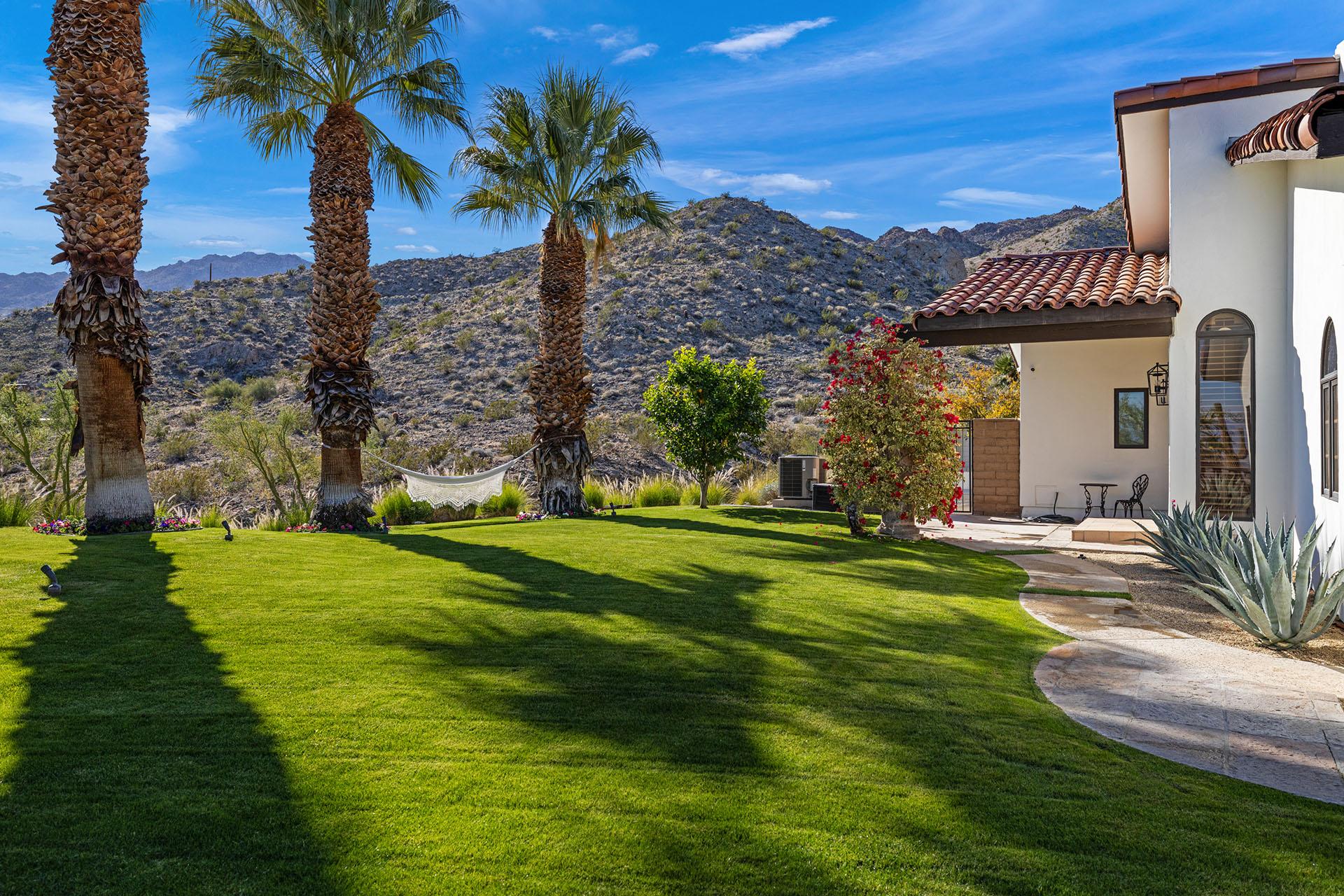 Ridgeview 6 BR, 3 Acres, Pool, Spa, Firepits gallery image 7