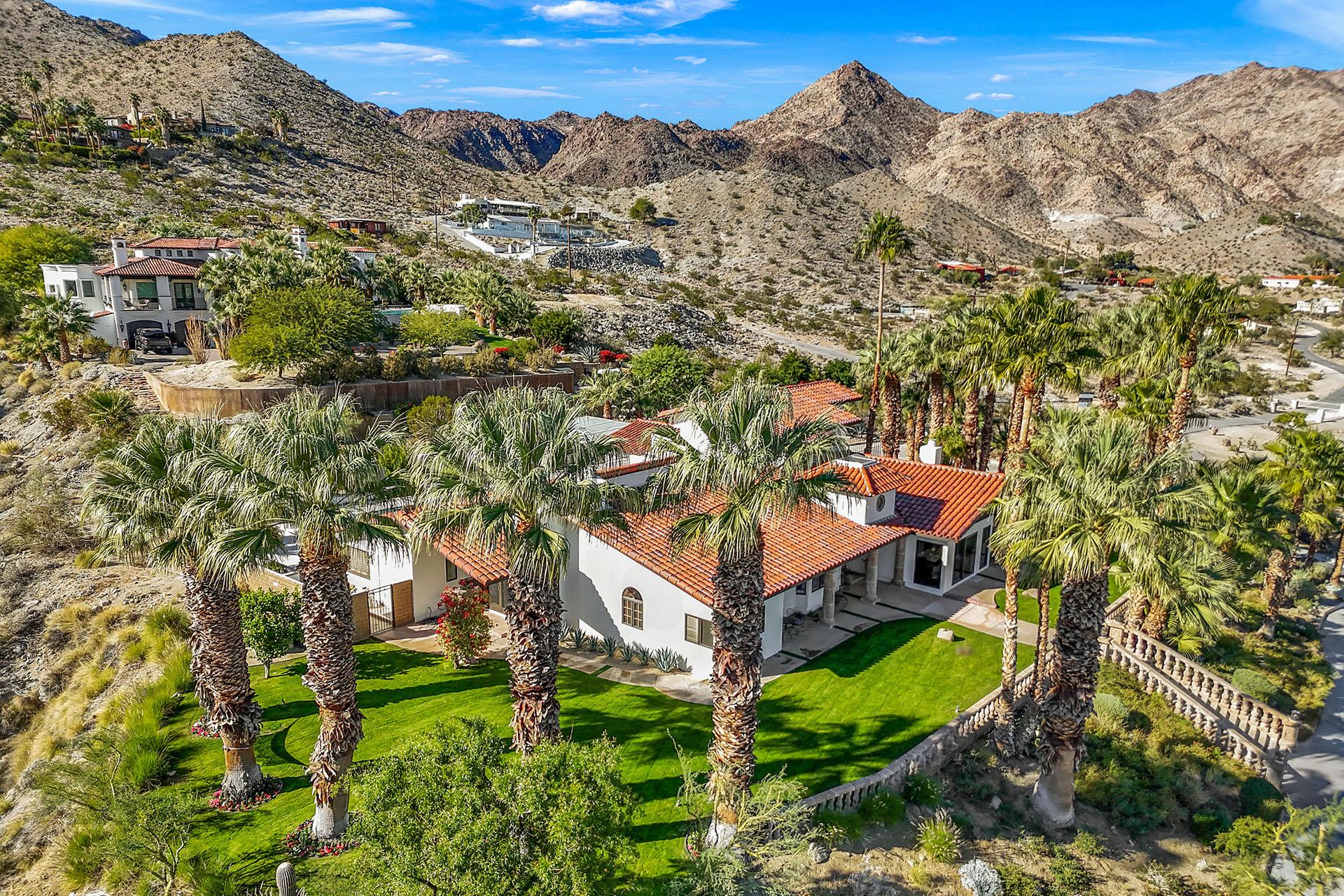 Ridgeview 6 BR, 3 Acres, Pool, Spa, Firepits gallery image 8