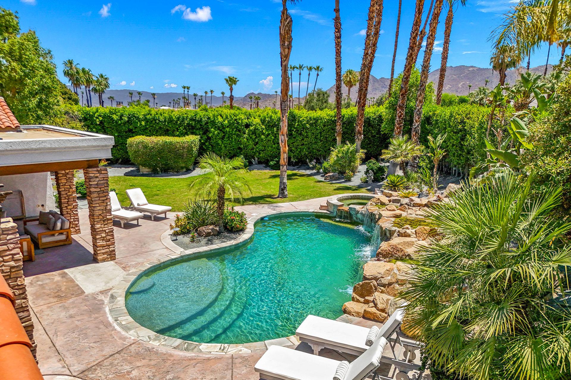 Waterfall Escape Half acre in South Palm Desert gallery image 10