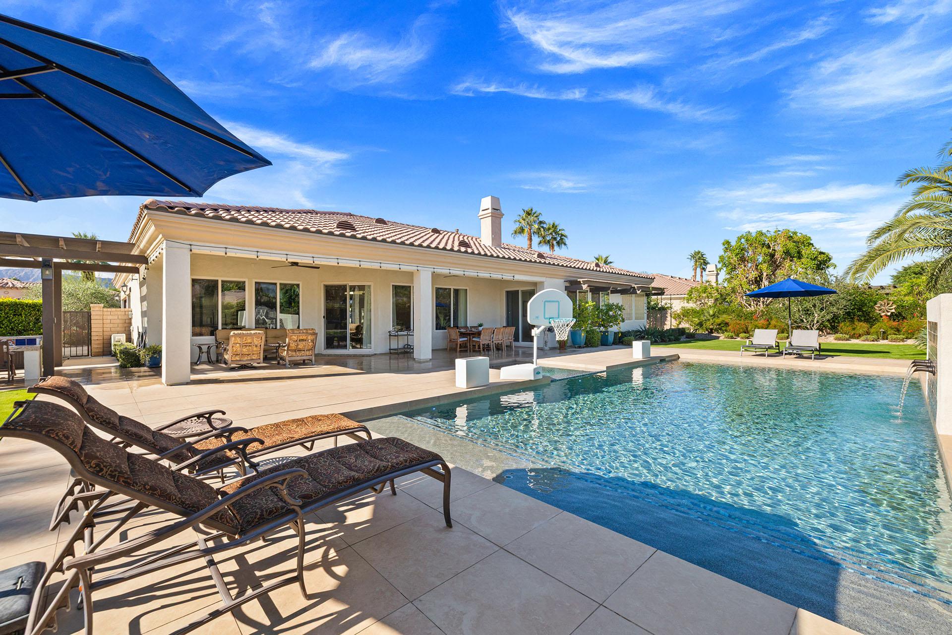 Palmetto 1/2 Acre Oasis with Pool & Mountain Views gallery image 7