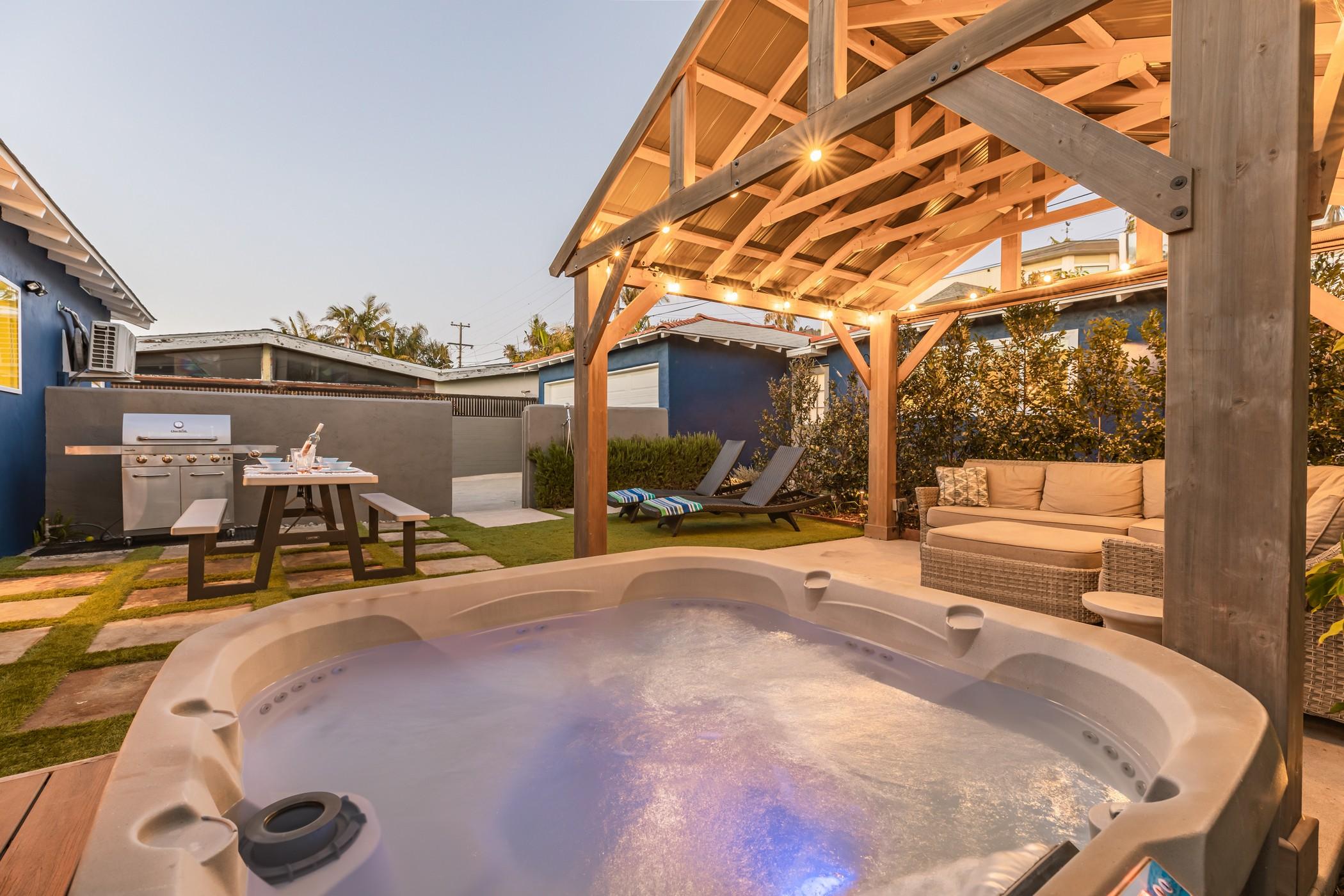 La Jolla Beach Bungalow gallery image 4