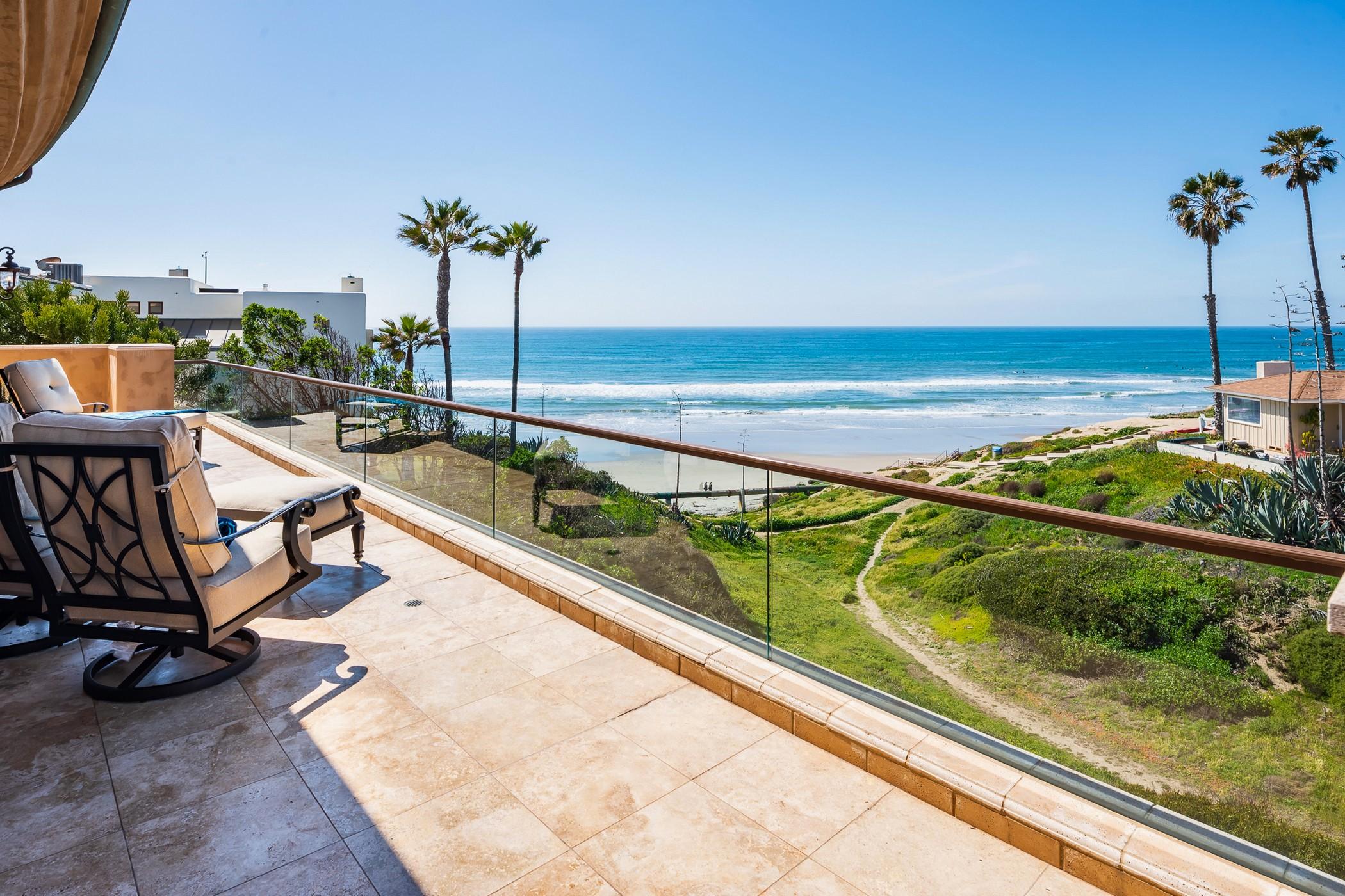 Crystal Shores Villa gallery image 8
