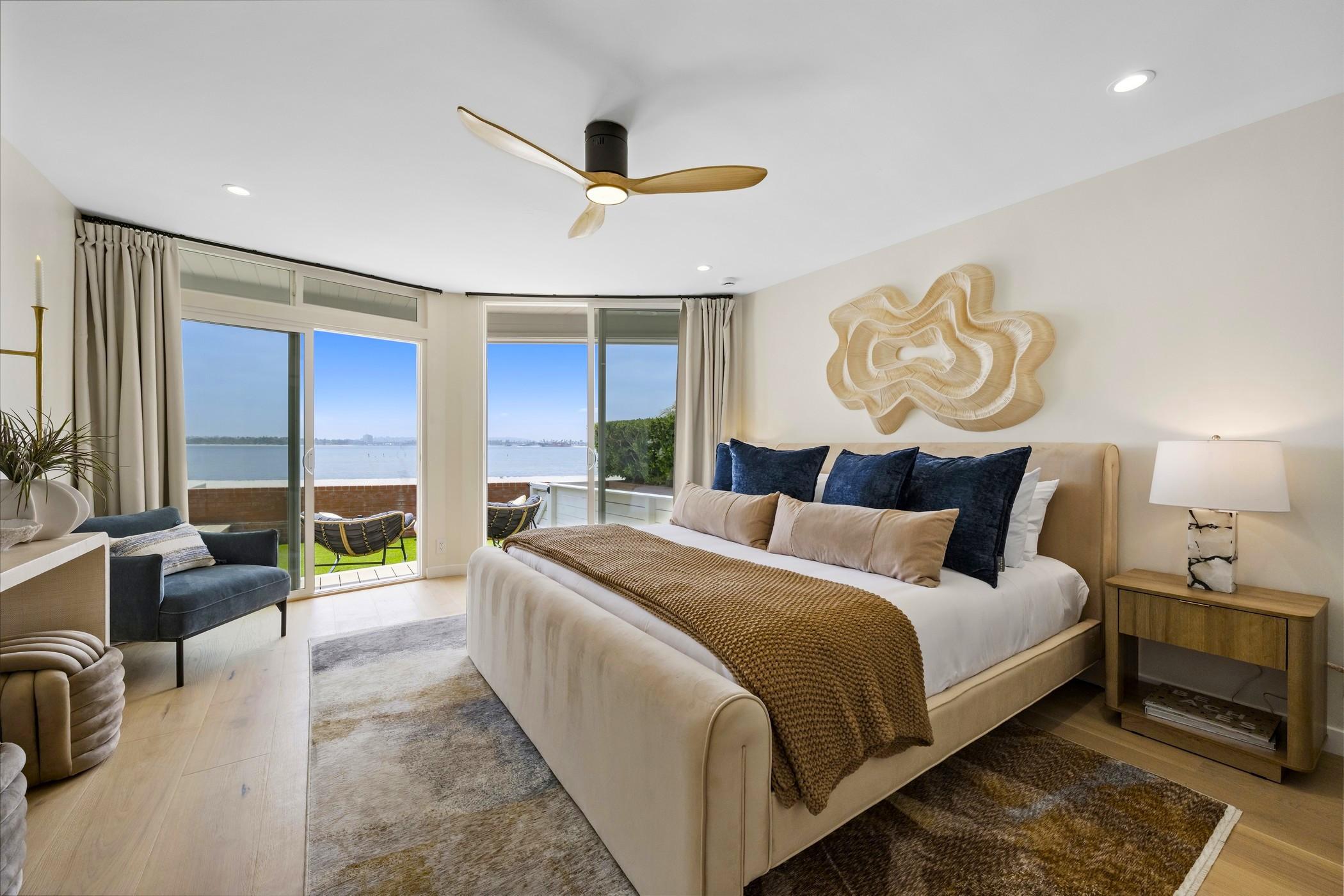 NEW Mission Bay Luxe Waterfront Retreat gallery image 5