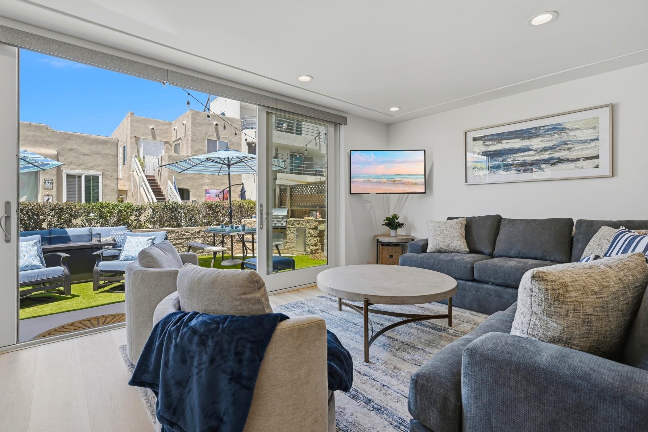Mission Beach Shores gallery image 6