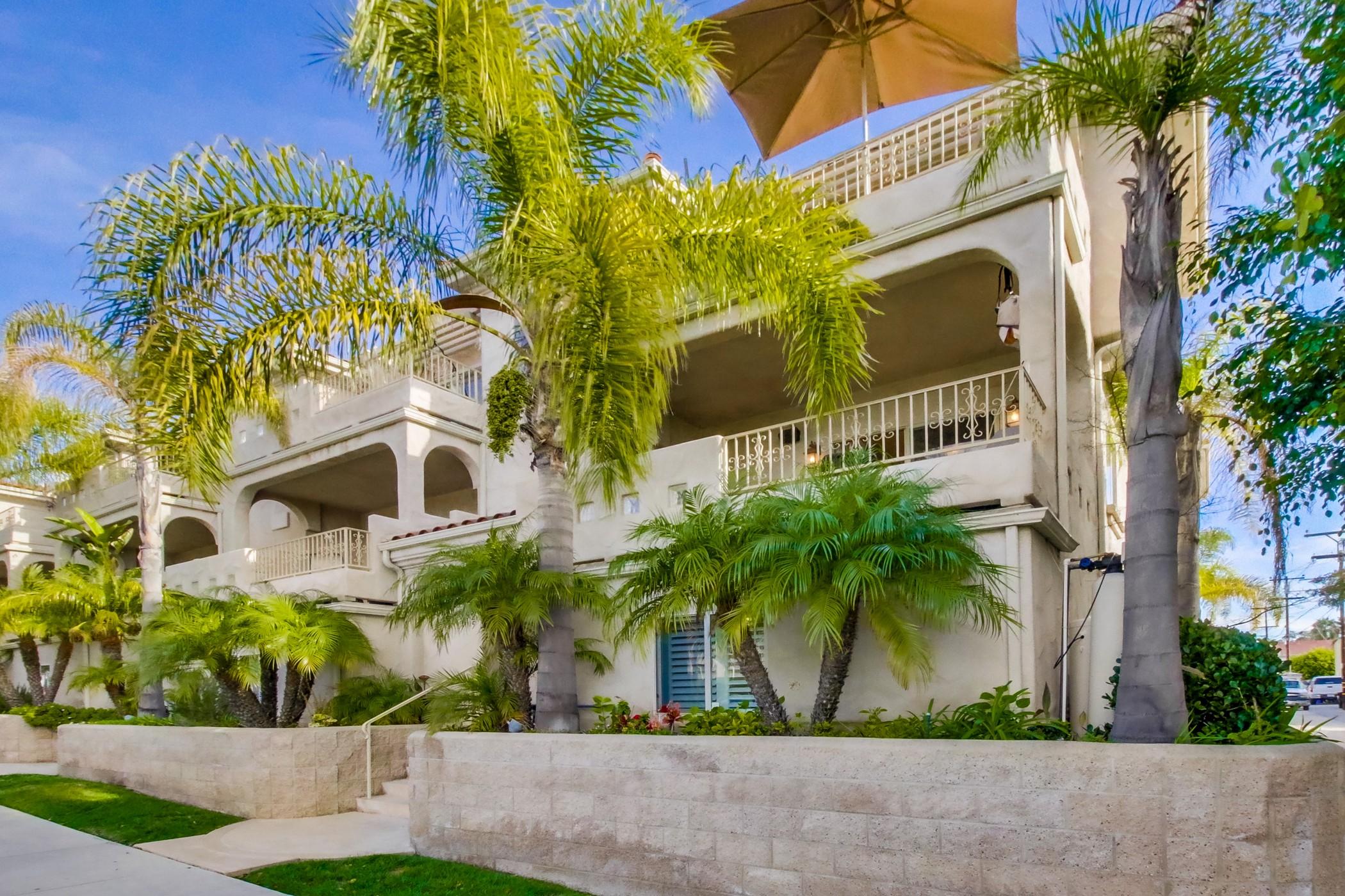 Pacific Beach Townhome gallery image 5