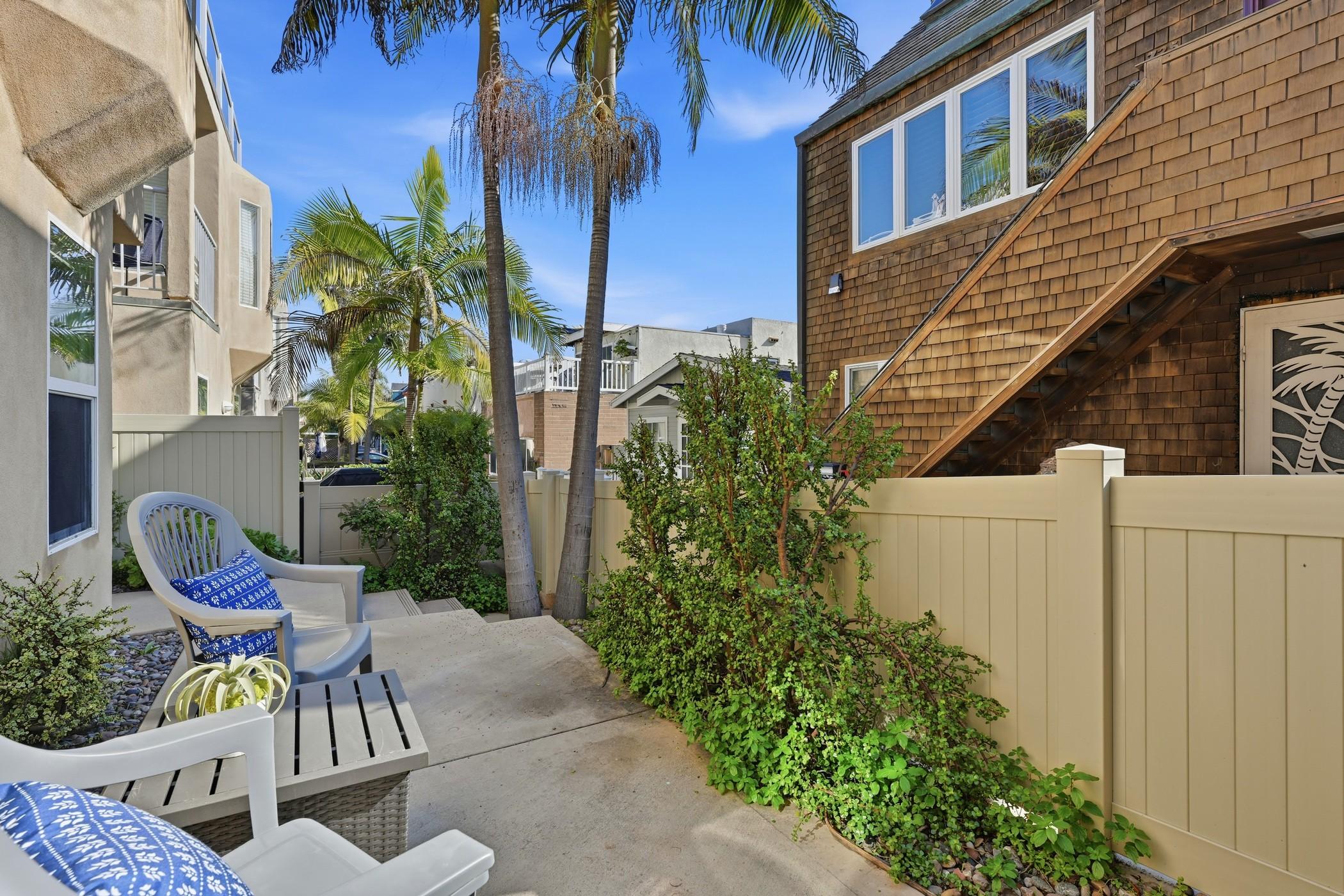 Nautical Beach House 2 gallery image 10