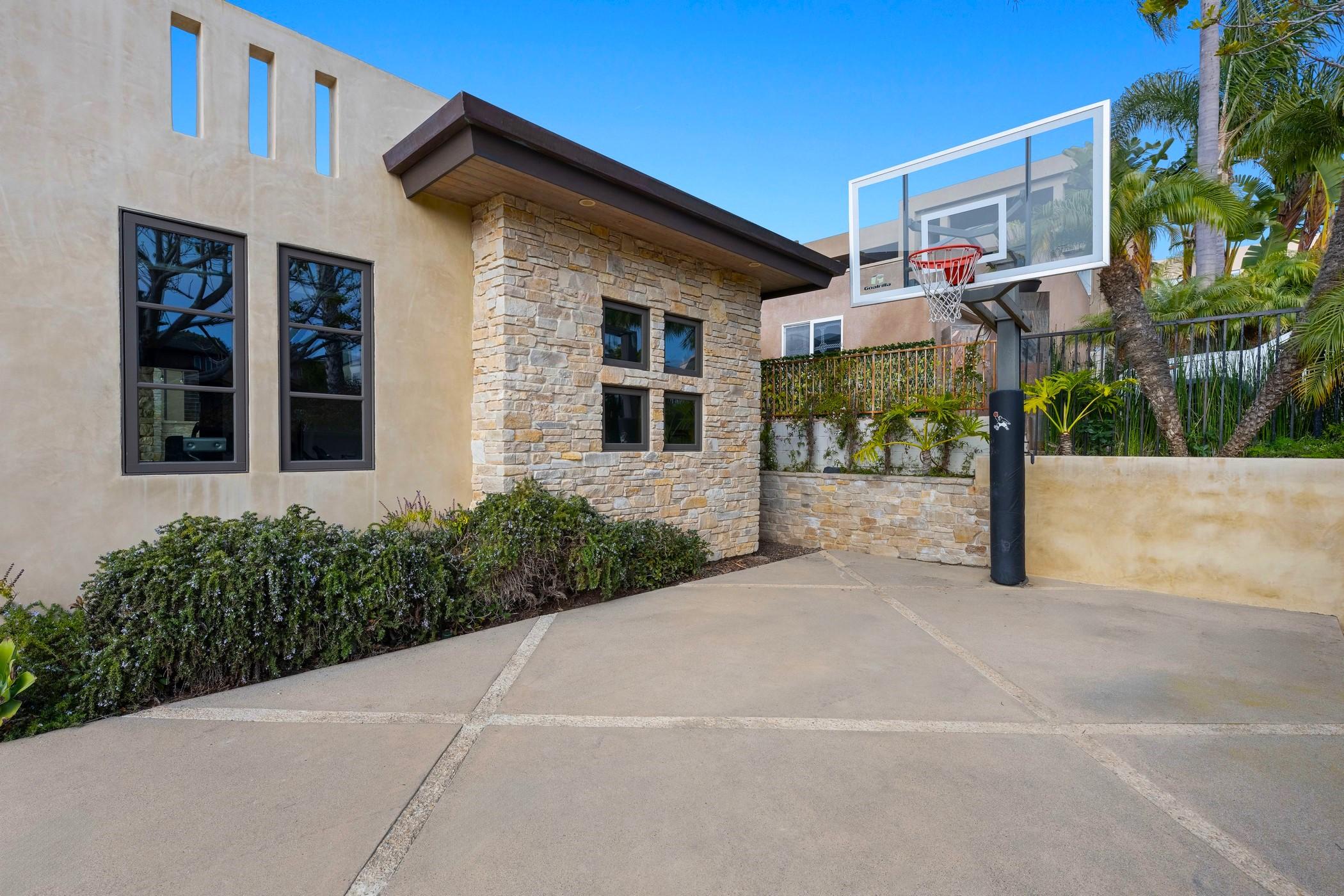 Costa Del Mar | 4BR Spacious Oceanview Escape gallery image 9