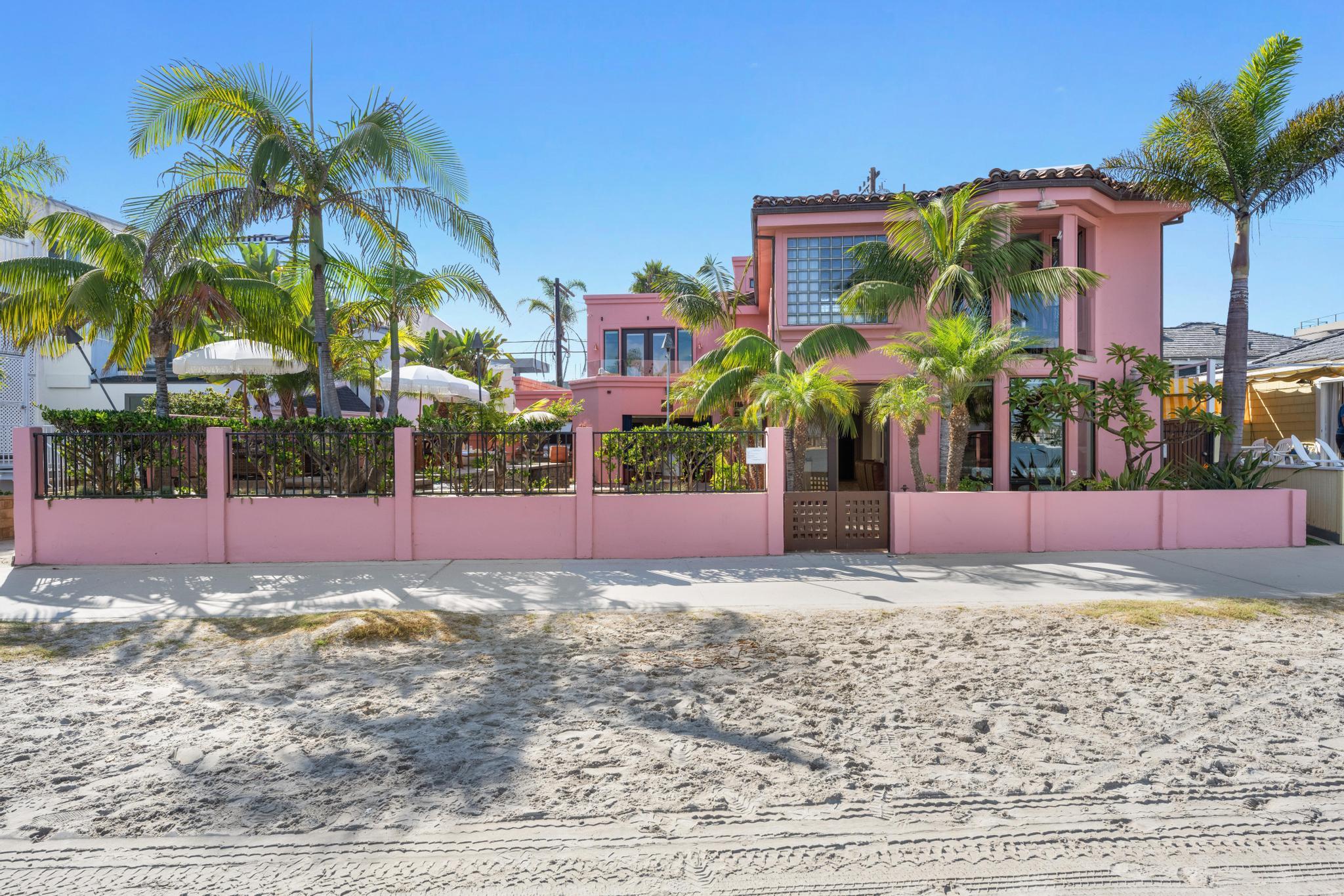 Kanipali Bayfront • Pool, Spa • Mission Beach Gem gallery image 7