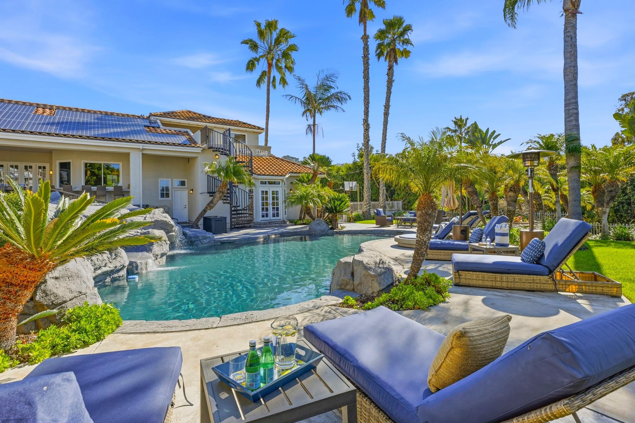 La Jolla Lifestyle Villa  gallery image 2