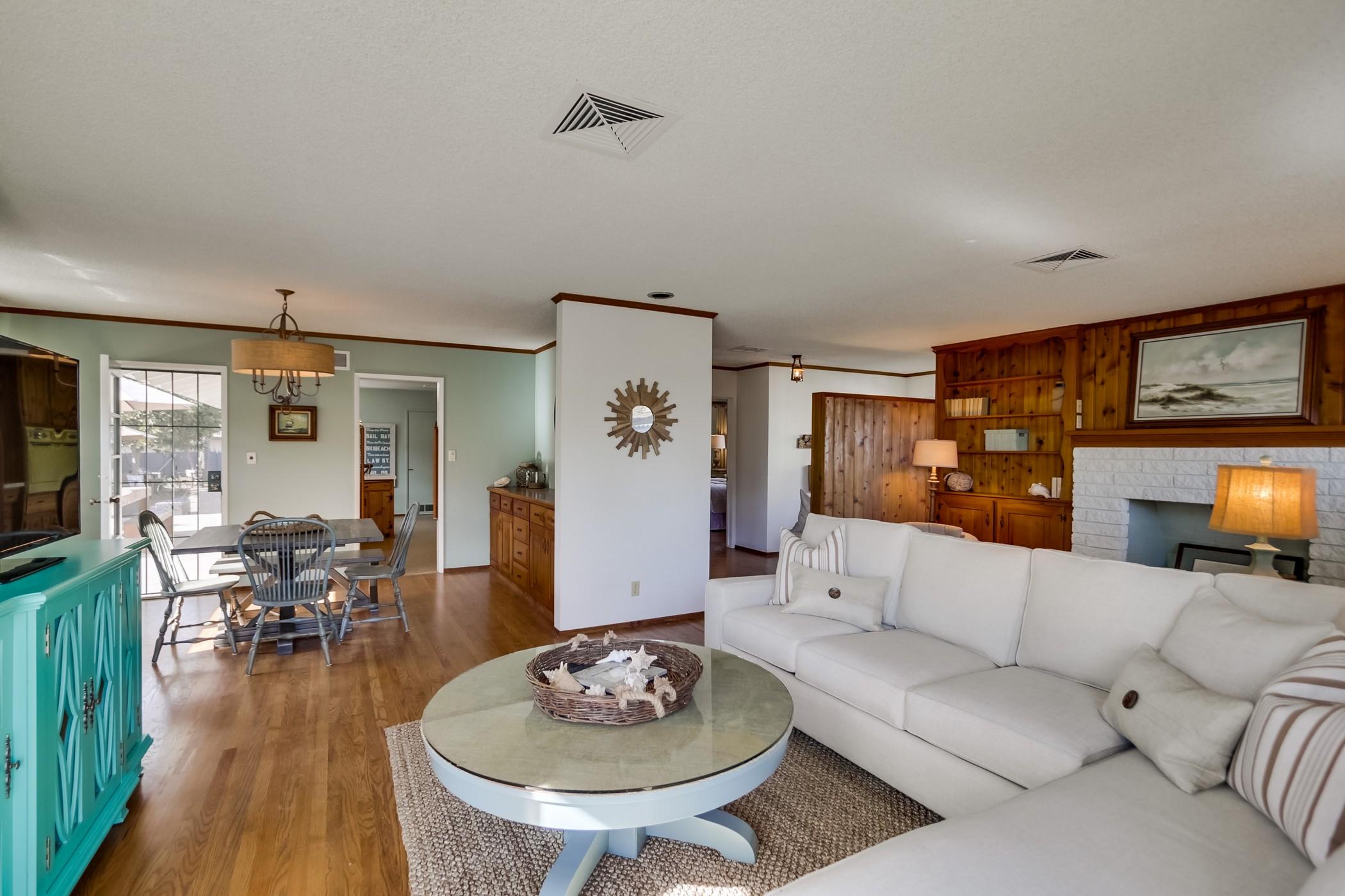 Mission Bay Classic Beach House gallery image 7