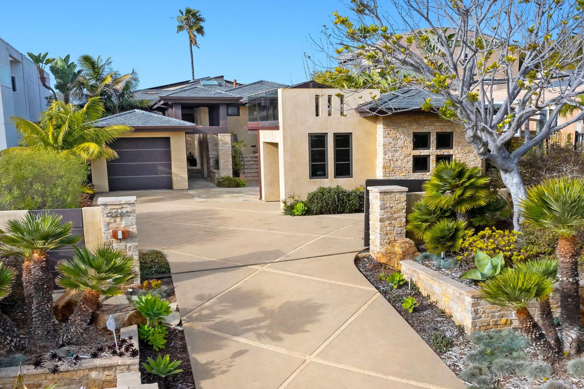 Costa Del Mar gallery image 7