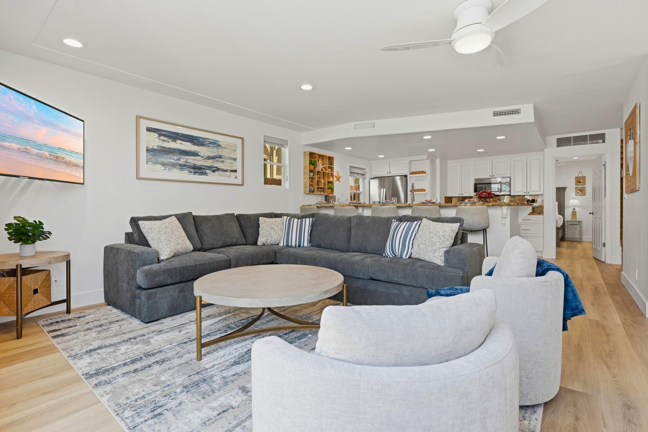Mission Beach Shores gallery image 4