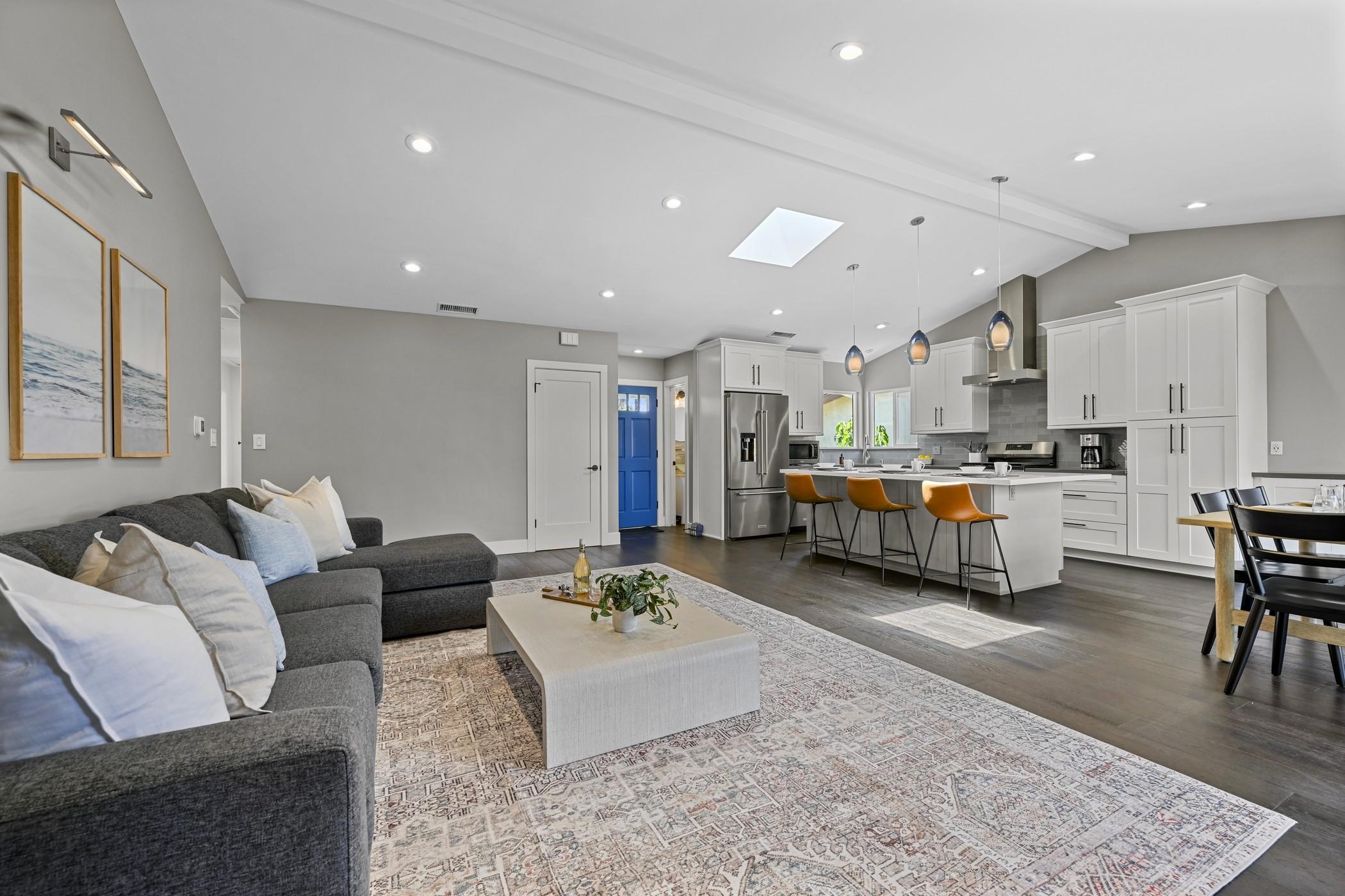 Pacific Beach Retreat gallery image 9