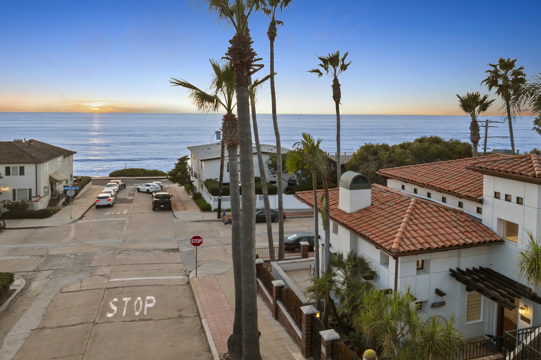 Spanish Palms at Windansea gallery image 2