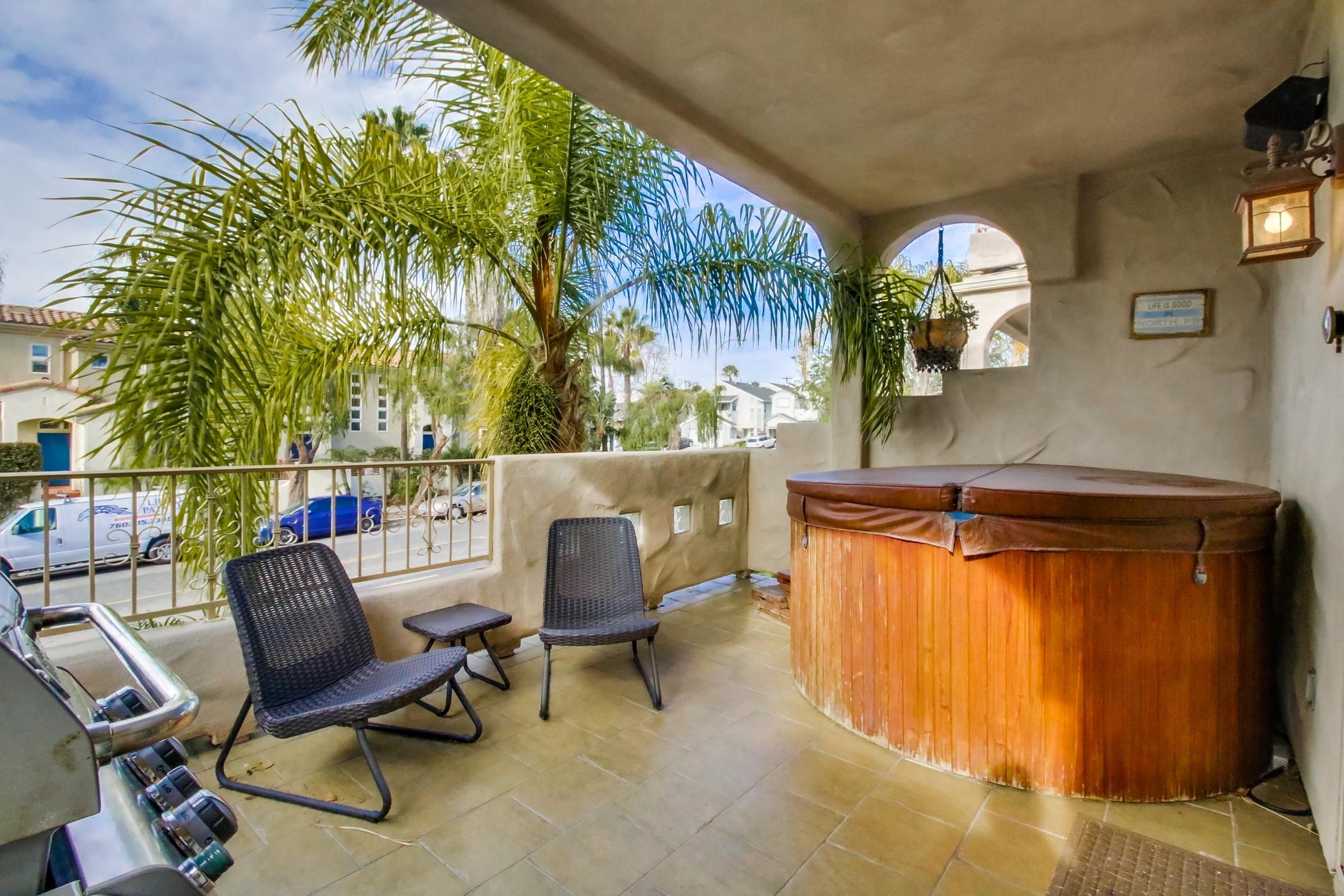 Pacific Beach Townhome gallery image 2