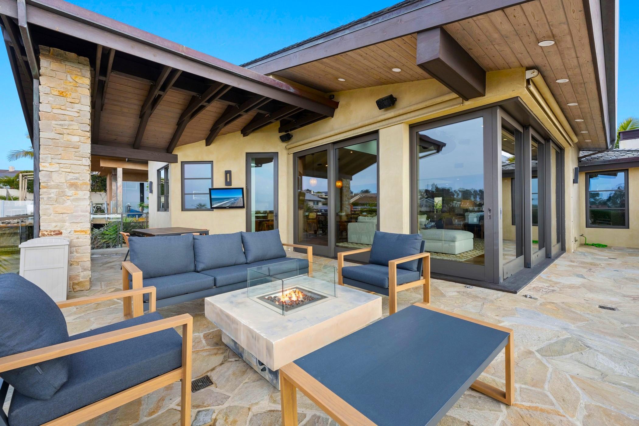 Costa Del Mar | 4BR Spacious Oceanview Escape gallery image 3