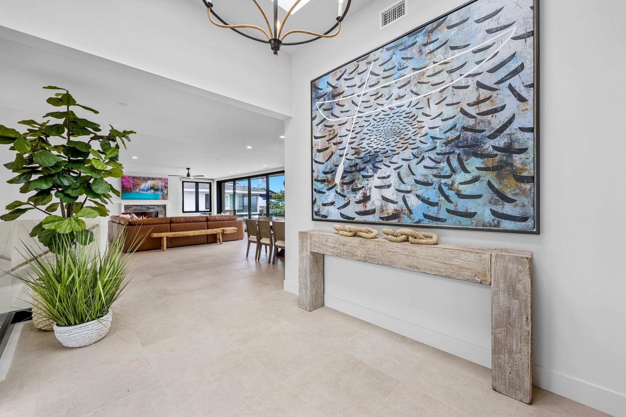 Goldenview | 4BR Ocean, City & Bay Escape + Spa gallery image 9