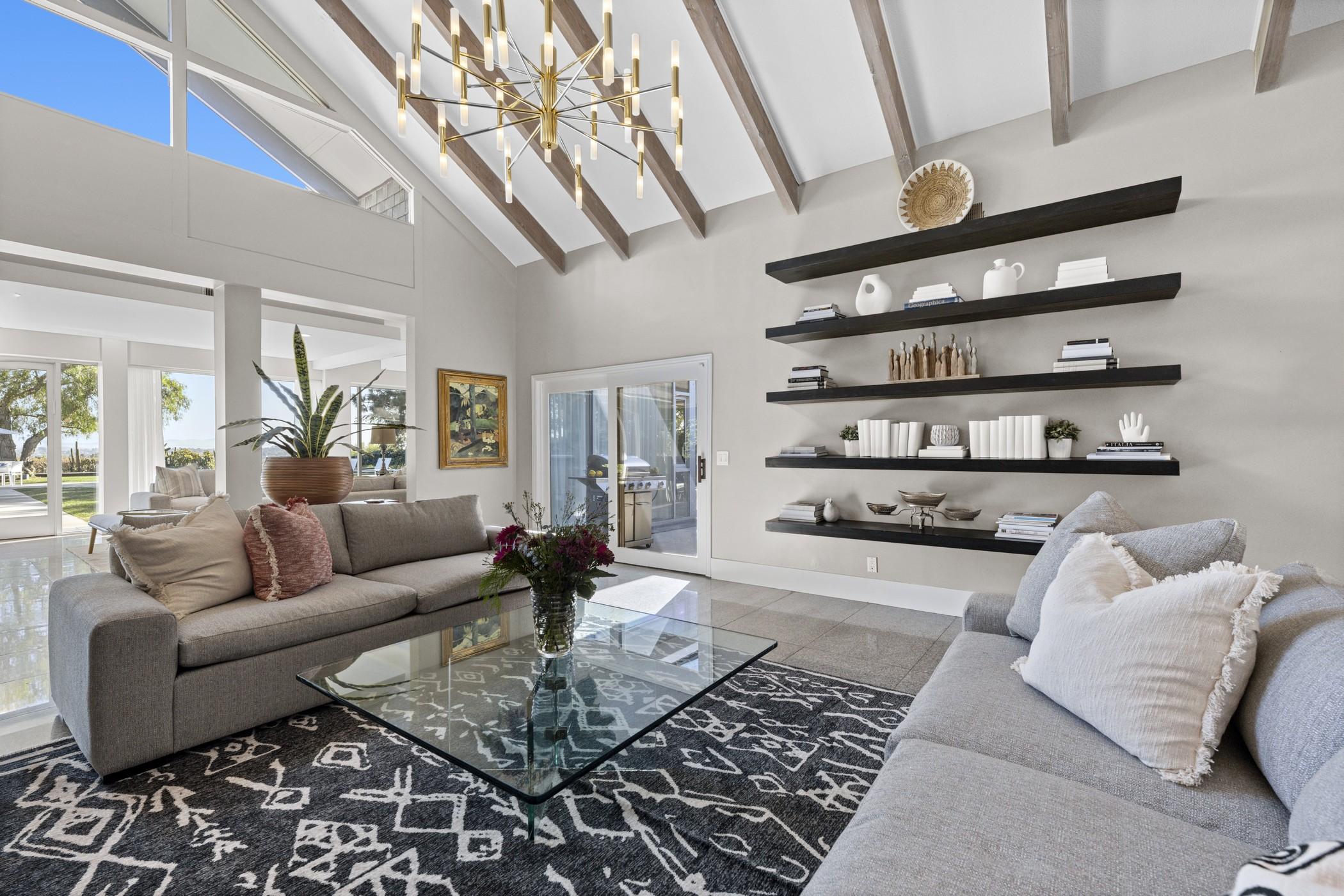 Endless Vistas | 7BR Luxury Escape w/ Pool & Spa gallery image 9