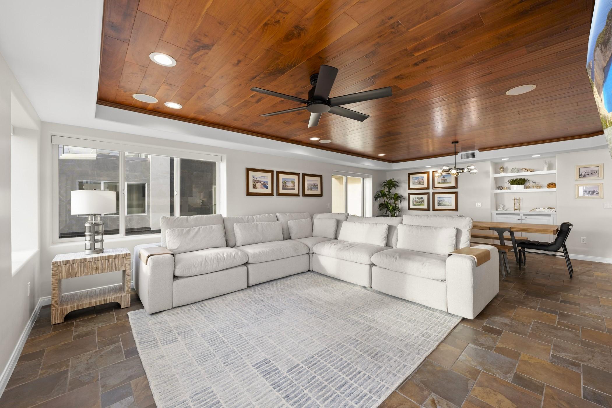Bluewater Oceanfront 2 South gallery image 9