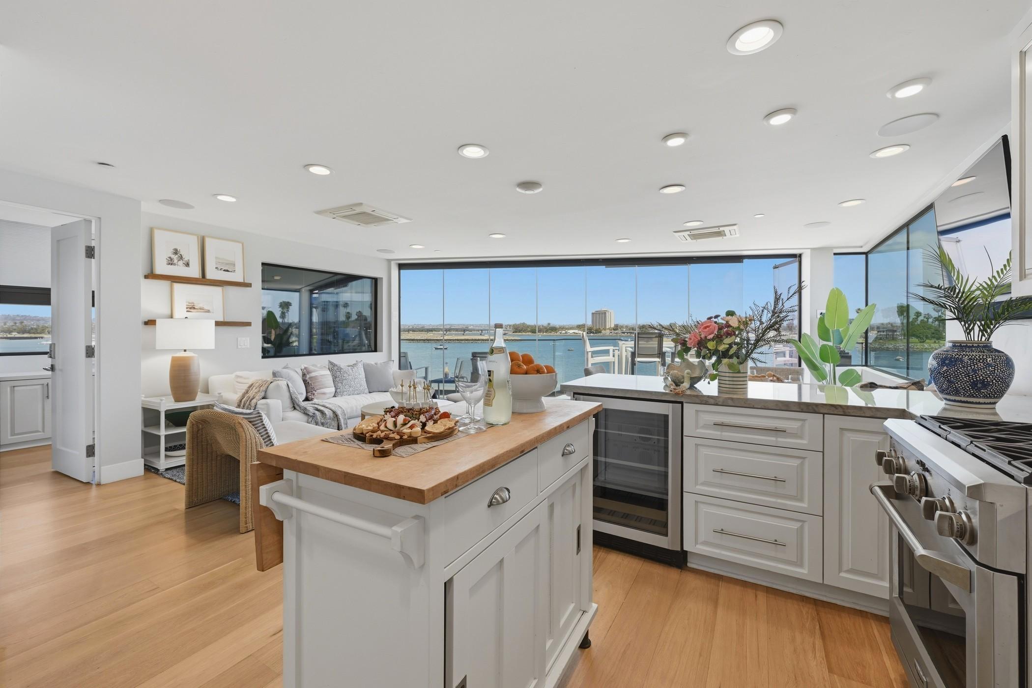 Bayside Retreat 3 gallery image 9