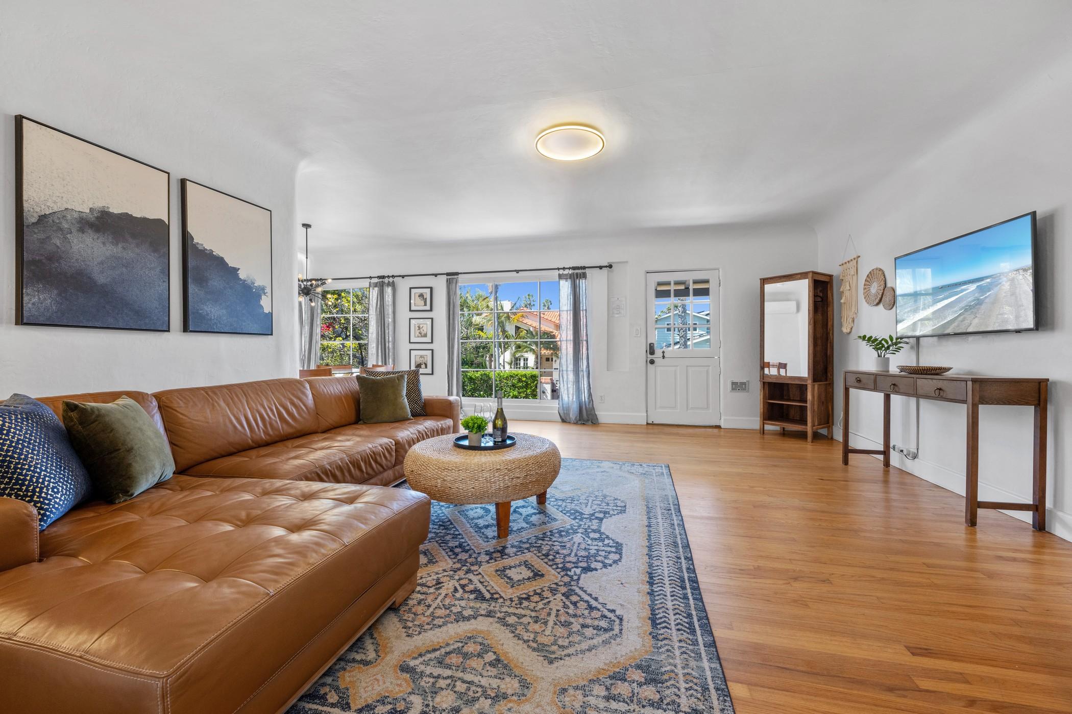 La Jolla Beach Bungalow gallery image 5