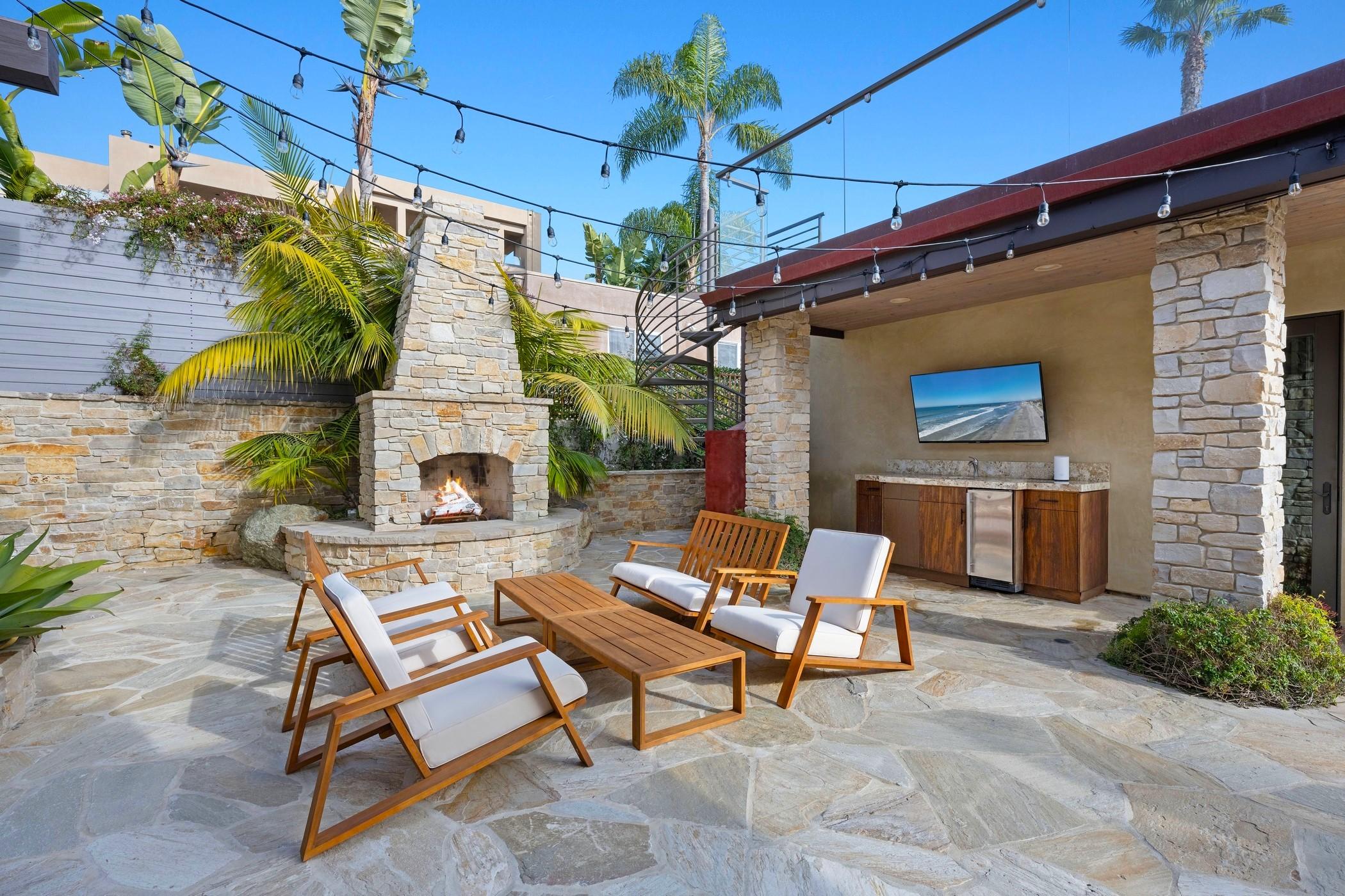Costa Del Mar | 4BR Spacious Oceanview Escape gallery image 4