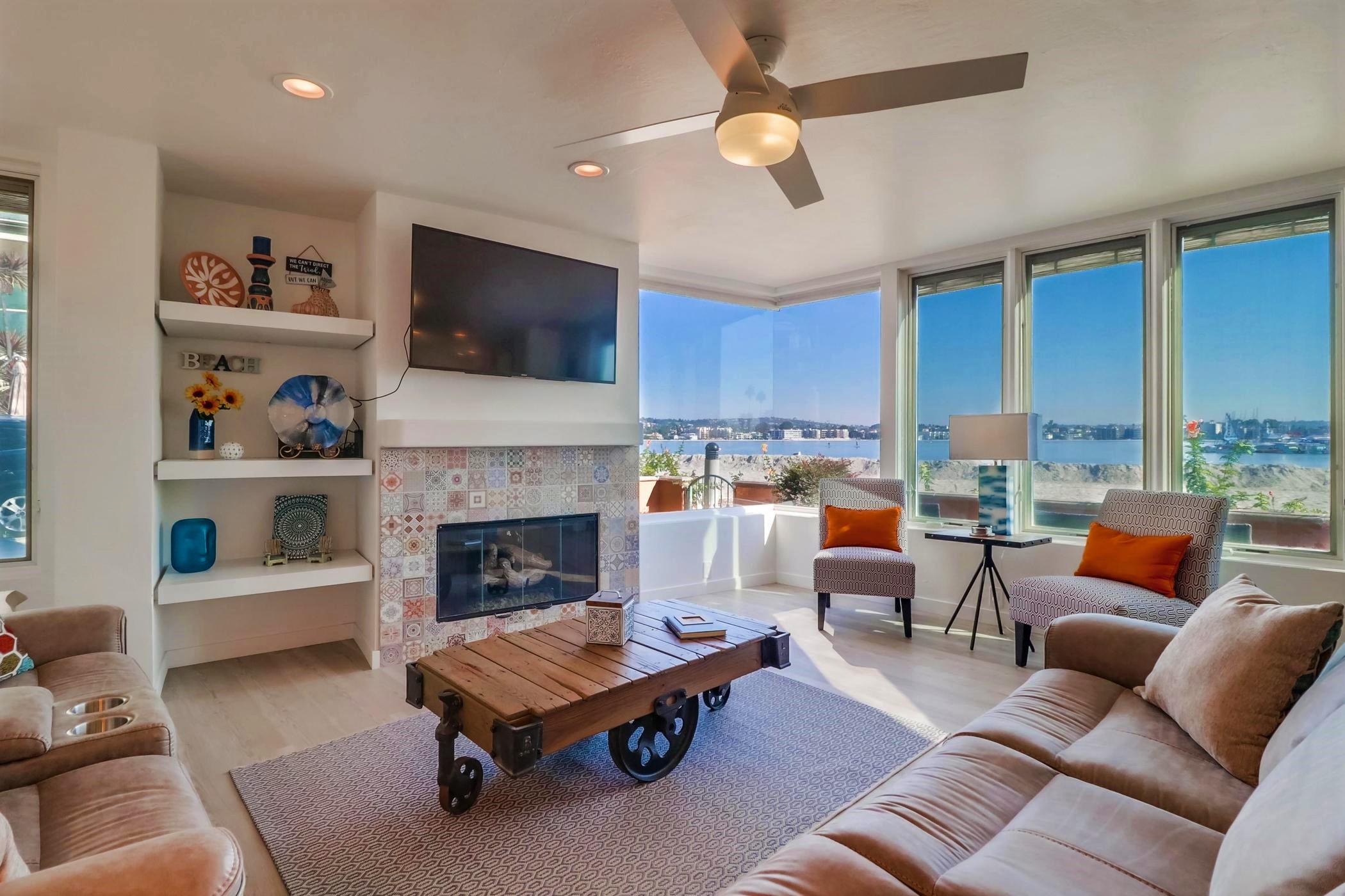 Bayside Bliss gallery image 1