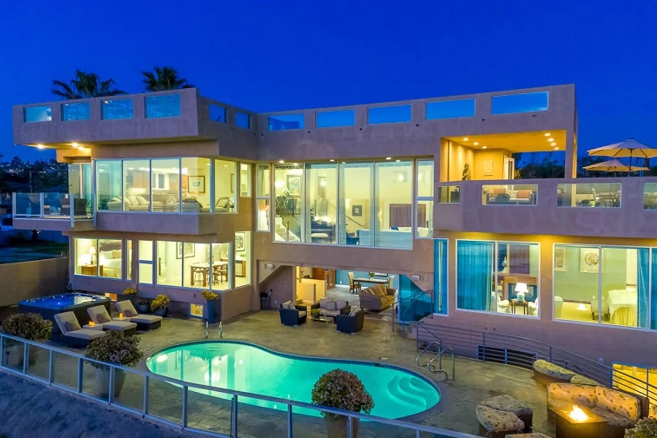 Celebrity Estate gallery image 7
