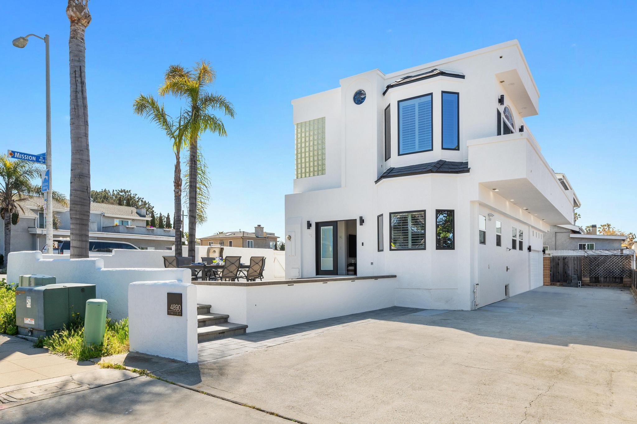 Casa Blanca gallery image 6
