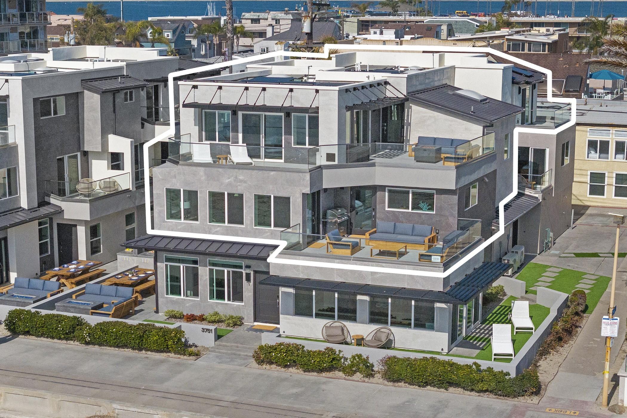 Bluewater Oceanfront 2 South gallery image 7